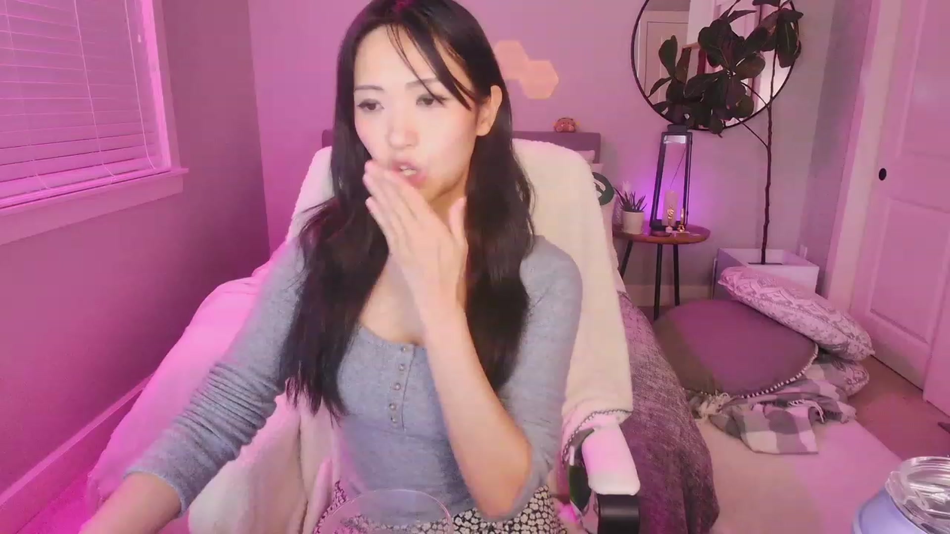 Gallery image thumbnail from SendTacoMoney's myfreecams stream on, 11/09/2023, 06:35 image 2 of 20