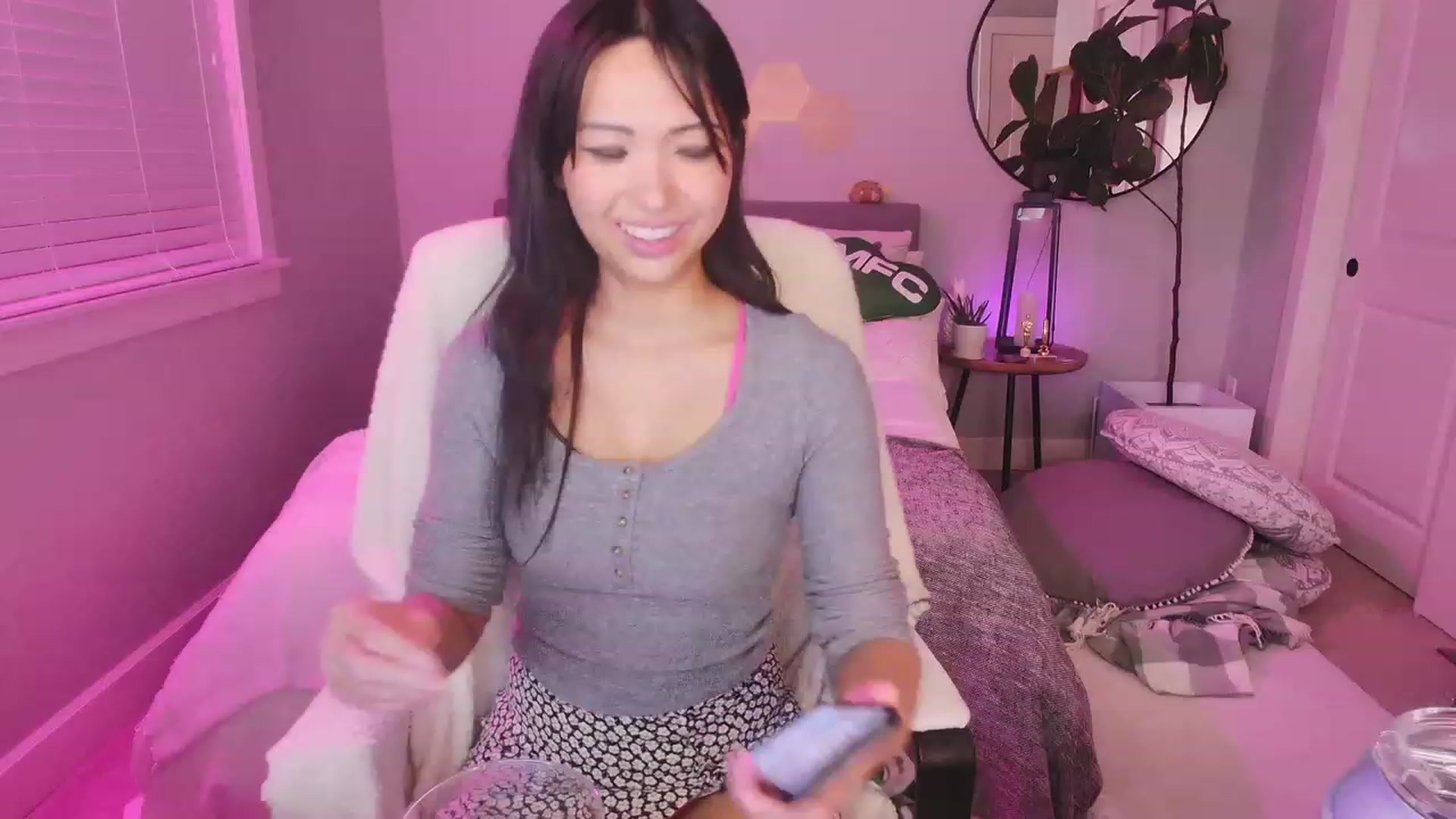 Gallery image thumbnail from SendTacoMoney's myfreecams stream on, 11/09/2023, 06:35 image 12 of 20