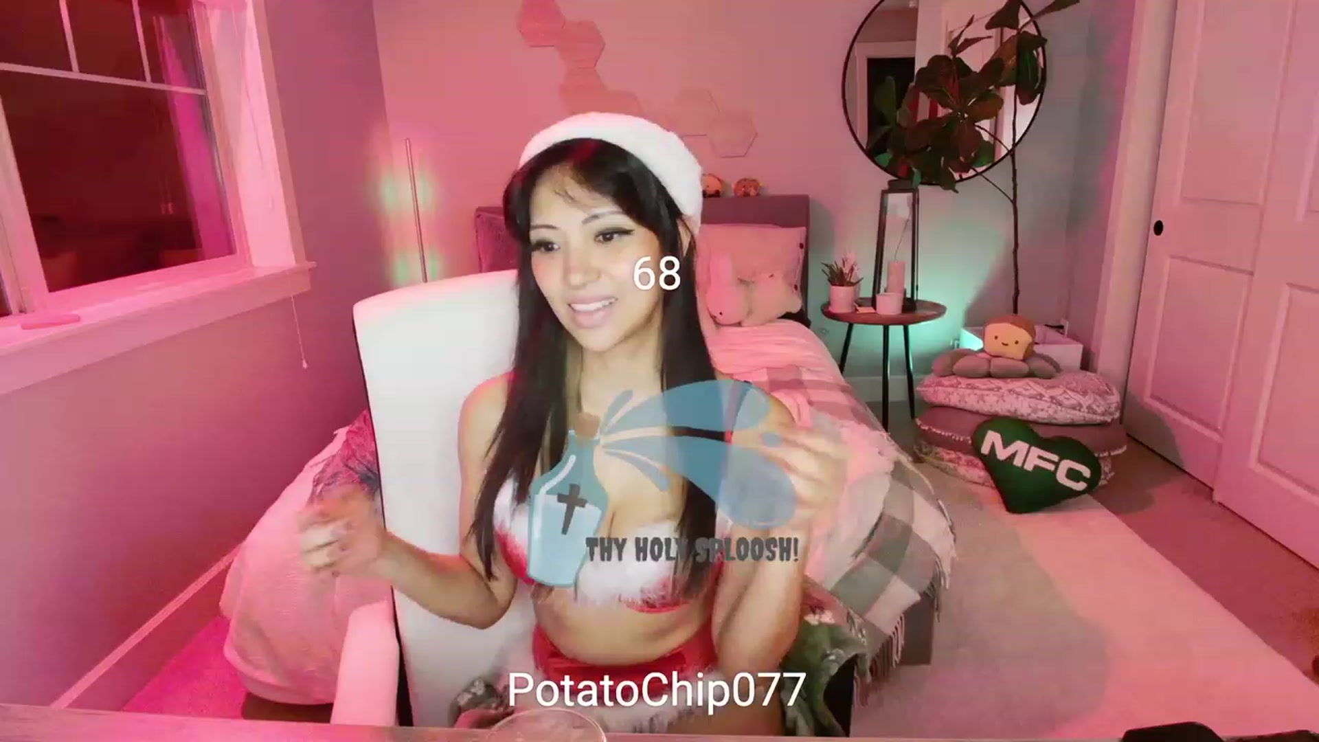 Gallery image thumbnail from SendTacoMoney's myfreecams stream on, 12/26/2023, 06:28 image 9 of 20