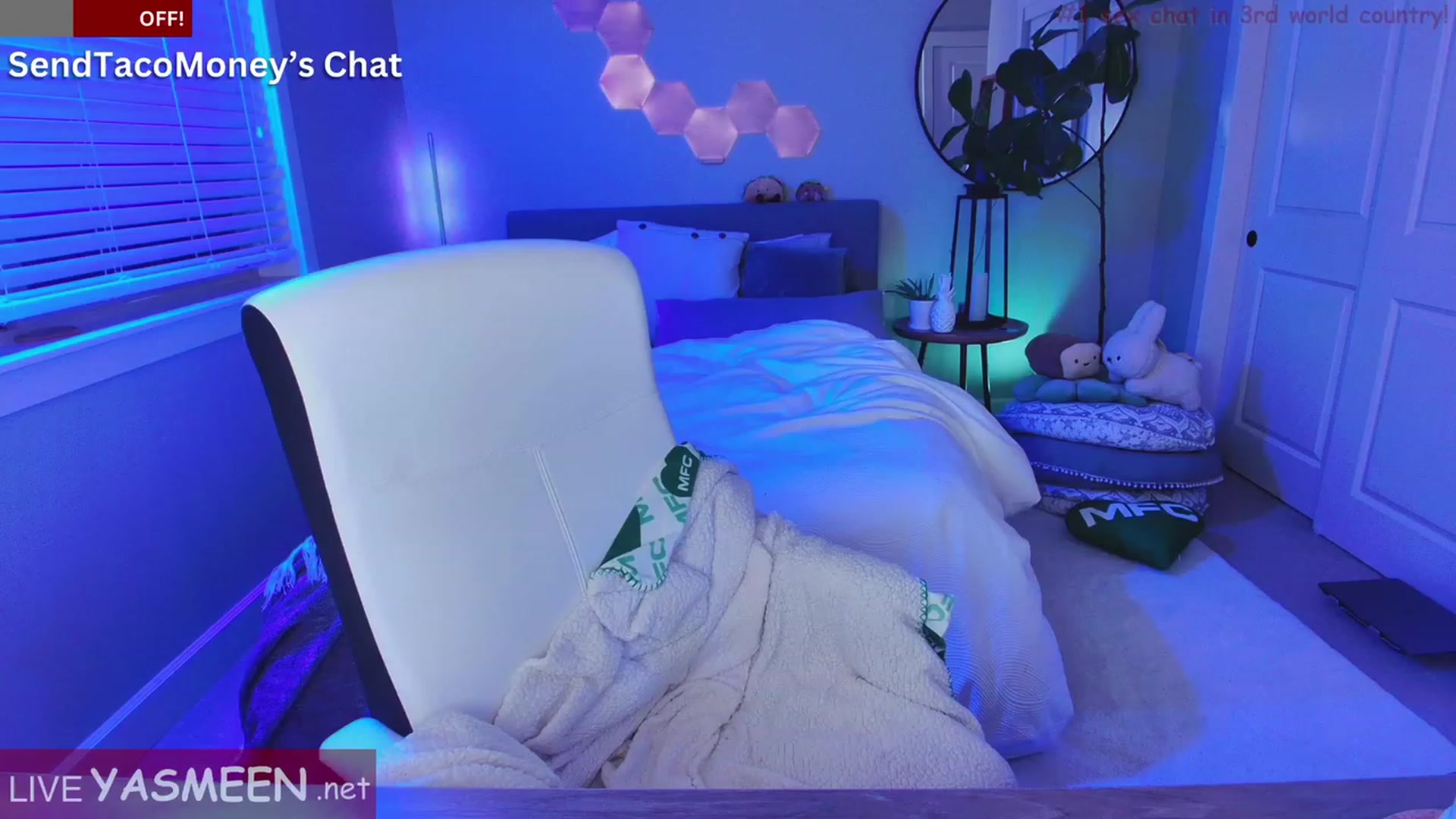 Gallery image thumbnail from SendTacoMoney's myfreecams stream on, 01/08/2024, 08:12 image 17 of 20