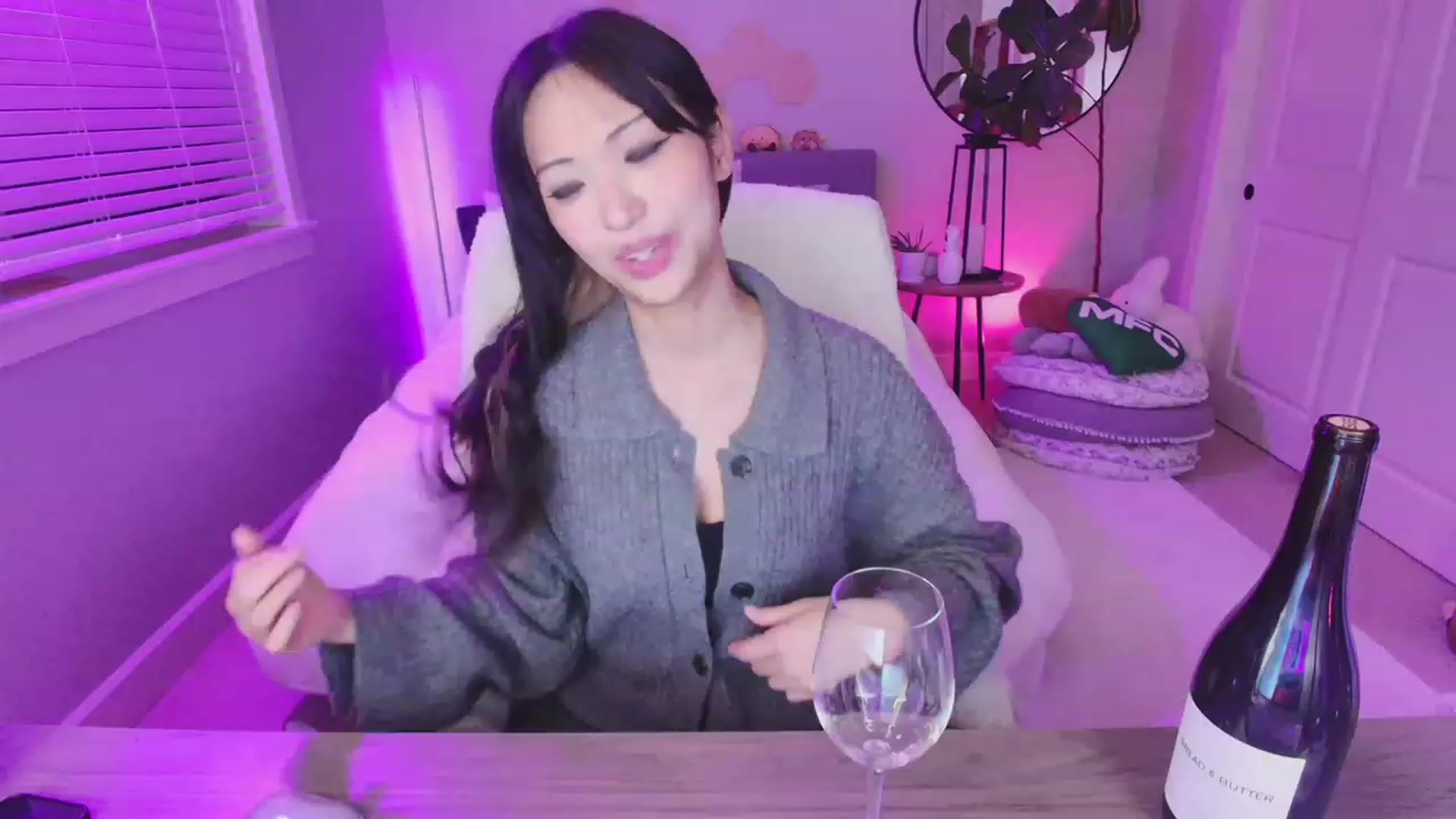 Gallery image thumbnail from SendTacoMoney's myfreecams stream on, 01/14/2024, 08:11 image 2 of 20
