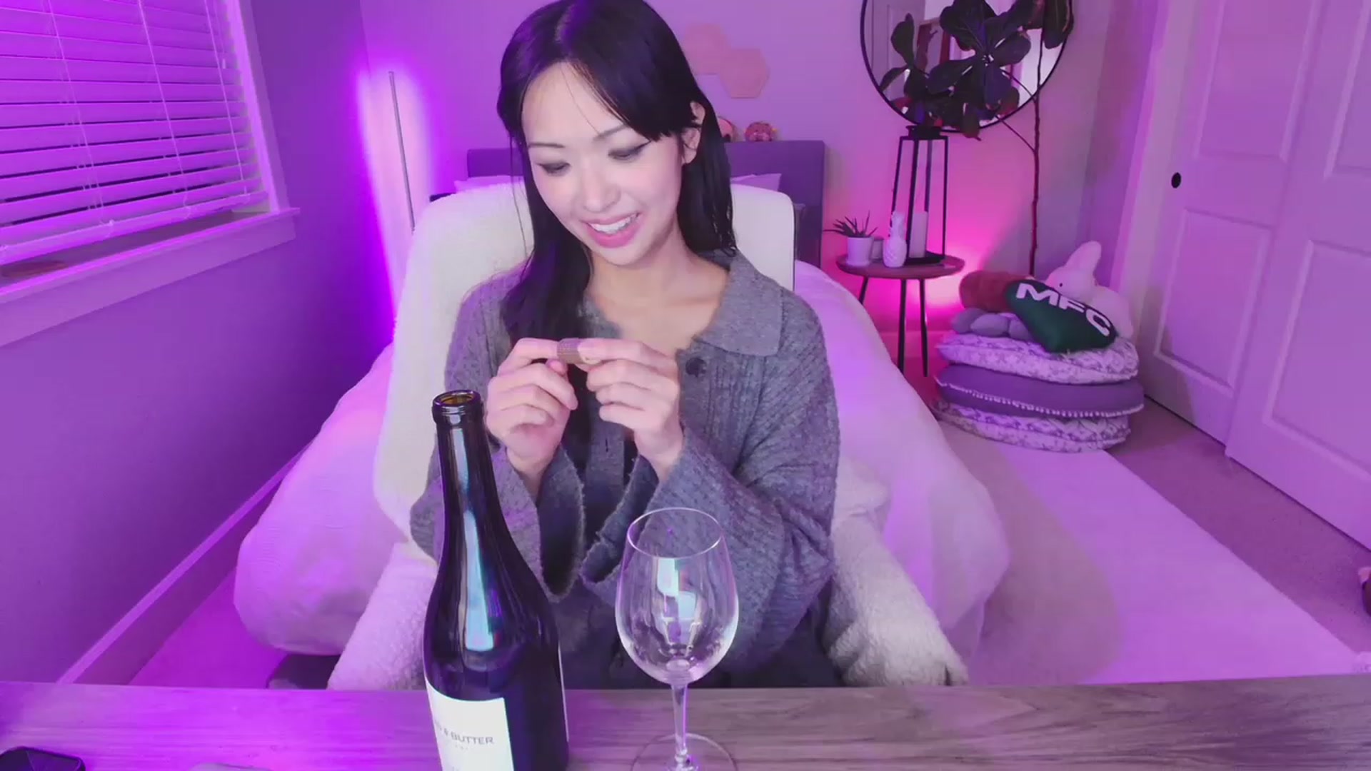 Gallery image thumbnail from SendTacoMoney's myfreecams stream on, 01/14/2024, 08:11 image 8 of 20