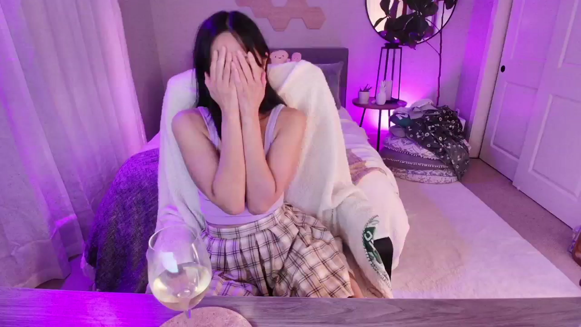 Gallery image thumbnail from SendTacoMoney's myfreecams stream on, 02/26/2024, 09:13 image 5 of 20