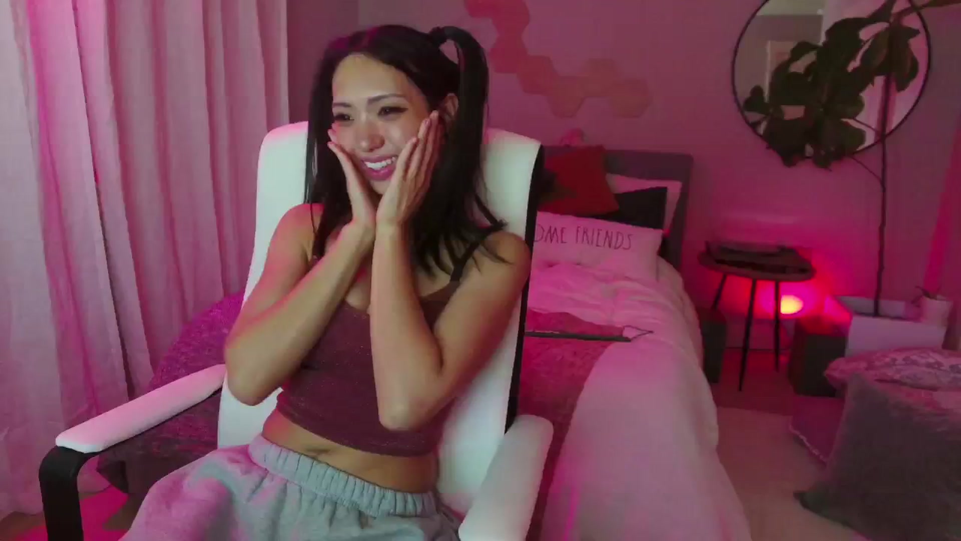 Gallery image thumbnail from SendTacoMoney's myfreecams stream on, 06/23/2024, 07:53 image 1 of 20