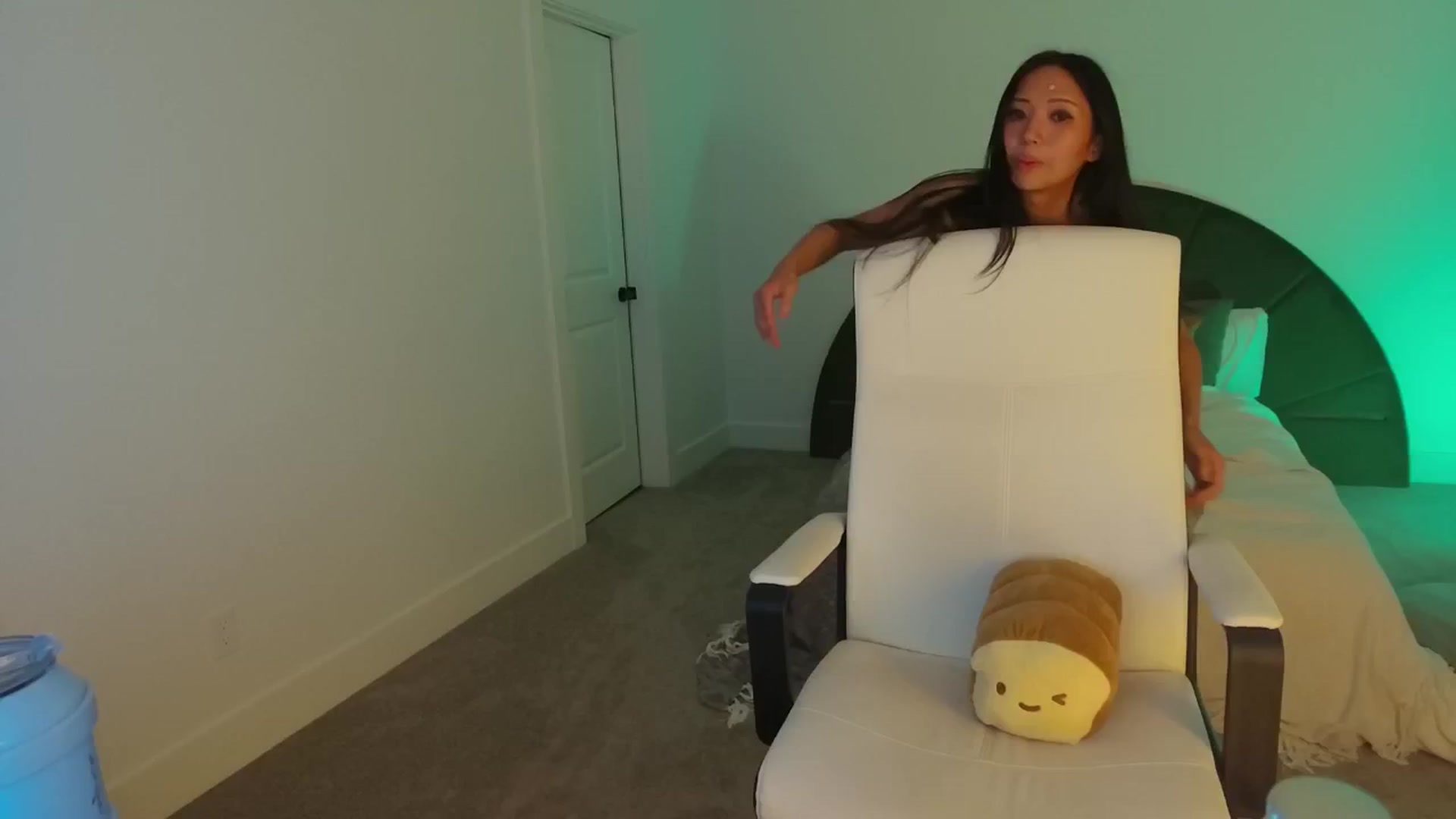 Gallery image thumbnail from SendTacoMoney's myfreecams stream on, 09/29/2024, 05:39 image 19 of 20