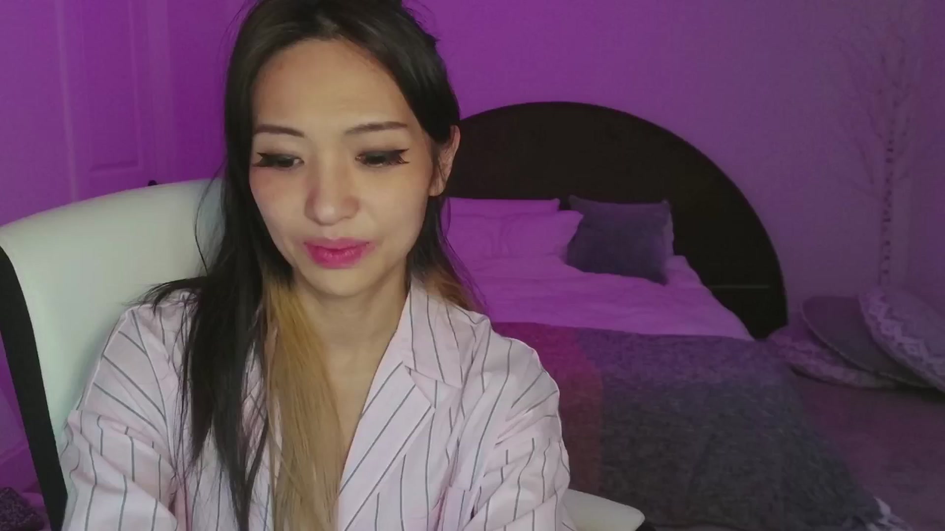 Gallery image thumbnail from SendTacoMoney's myfreecams stream on, 01/15/2025, 08:11 image 1 of 20