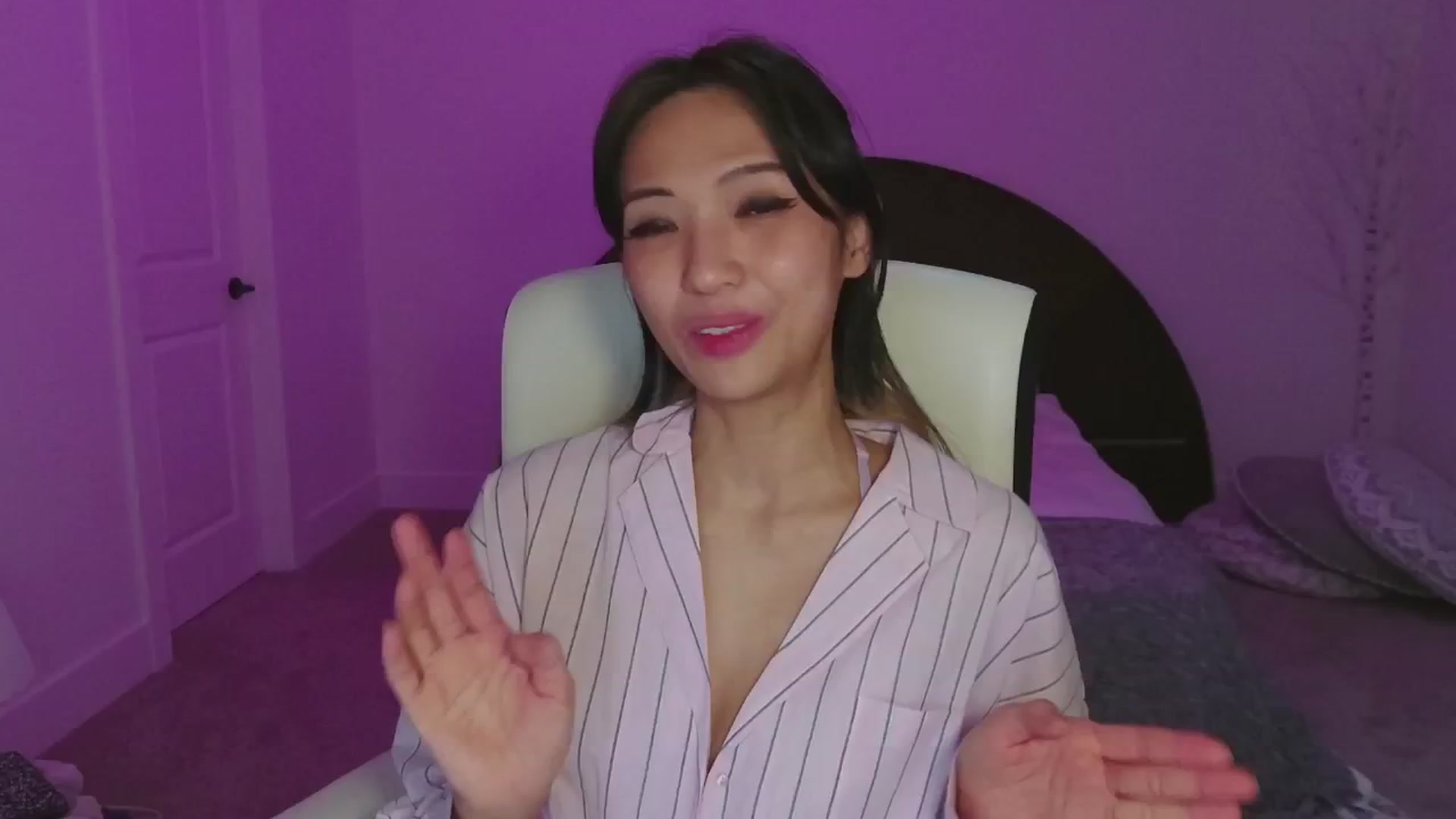 Gallery image thumbnail from SendTacoMoney's myfreecams stream on, 01/15/2025, 08:11 image 17 of 20
