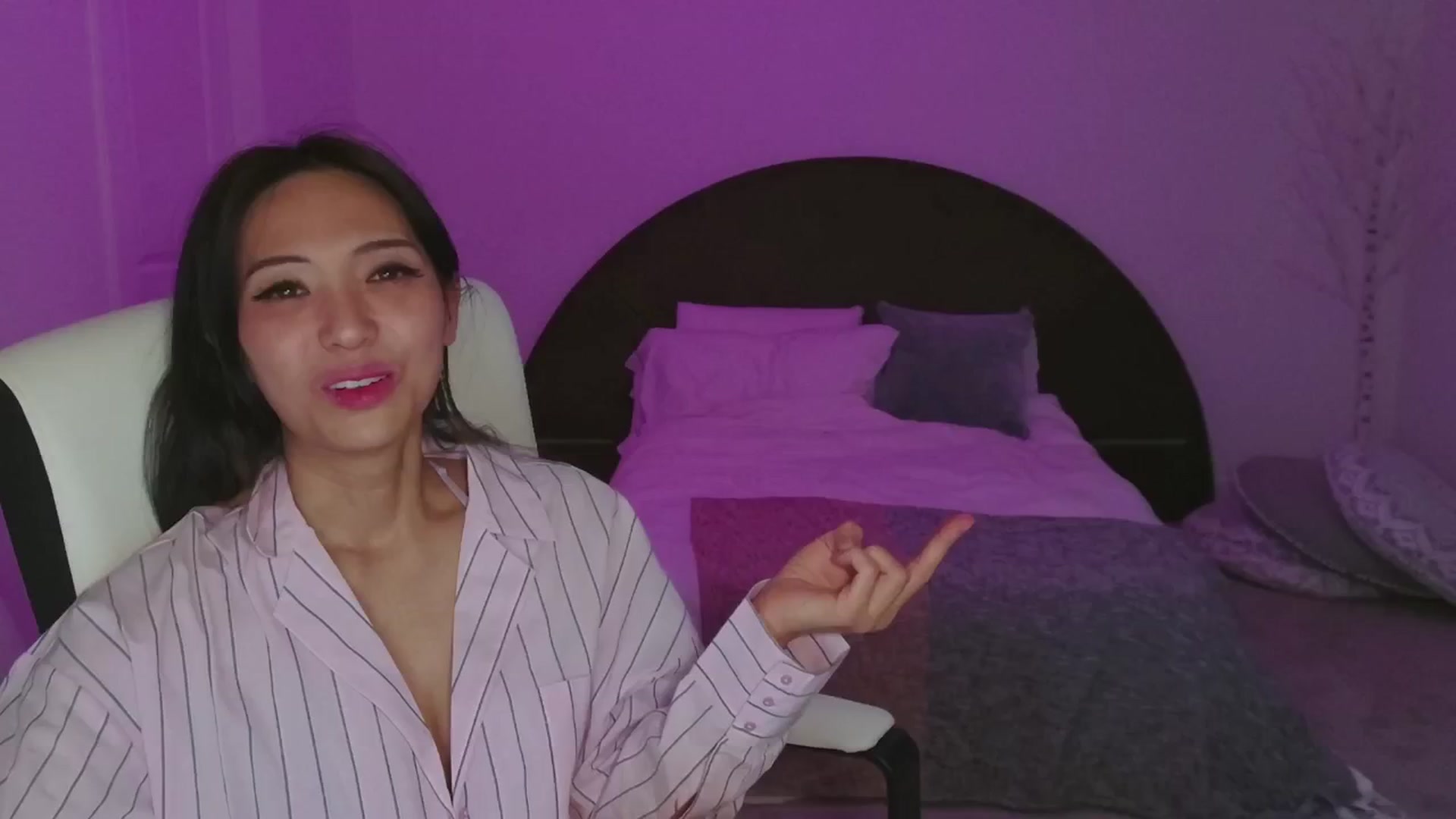 Gallery image thumbnail from SendTacoMoney's myfreecams stream on, 01/15/2025, 08:11 image 6 of 20