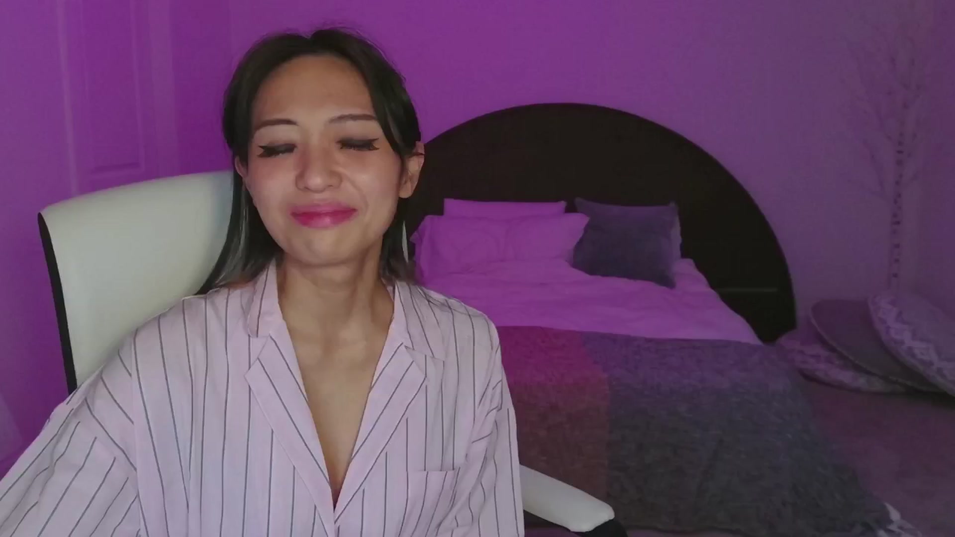 Gallery image thumbnail from SendTacoMoney's myfreecams stream on, 01/15/2025, 08:11 image 8 of 20