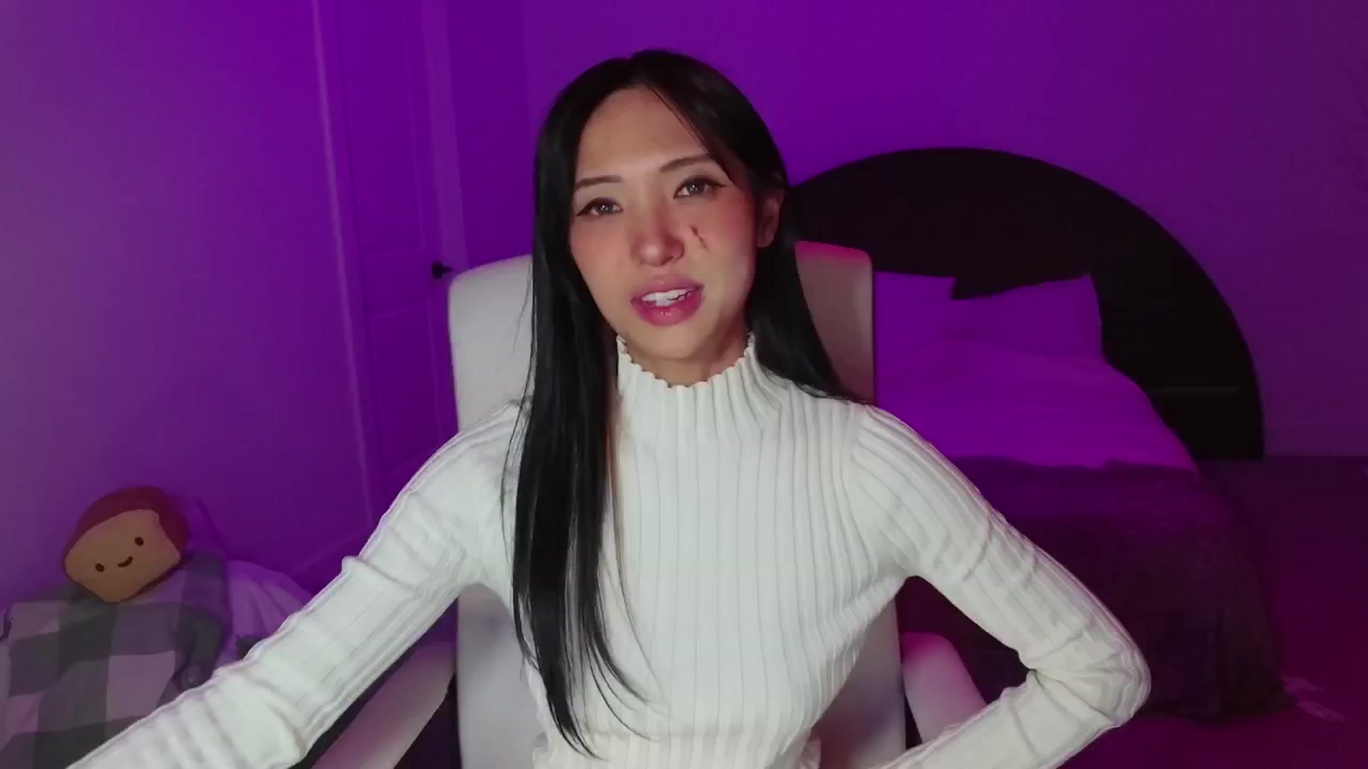 Gallery image thumbnail from SendTacoMoney's myfreecams stream on, 01/22/2025, 08:54 image 6 of 20