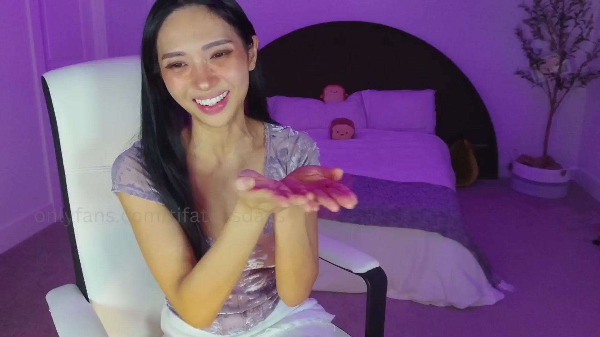 Gallery image thumbnail from SendTacoMoney's myfreecams stream on, 11/12/2025, 07:45 image 5 of 20