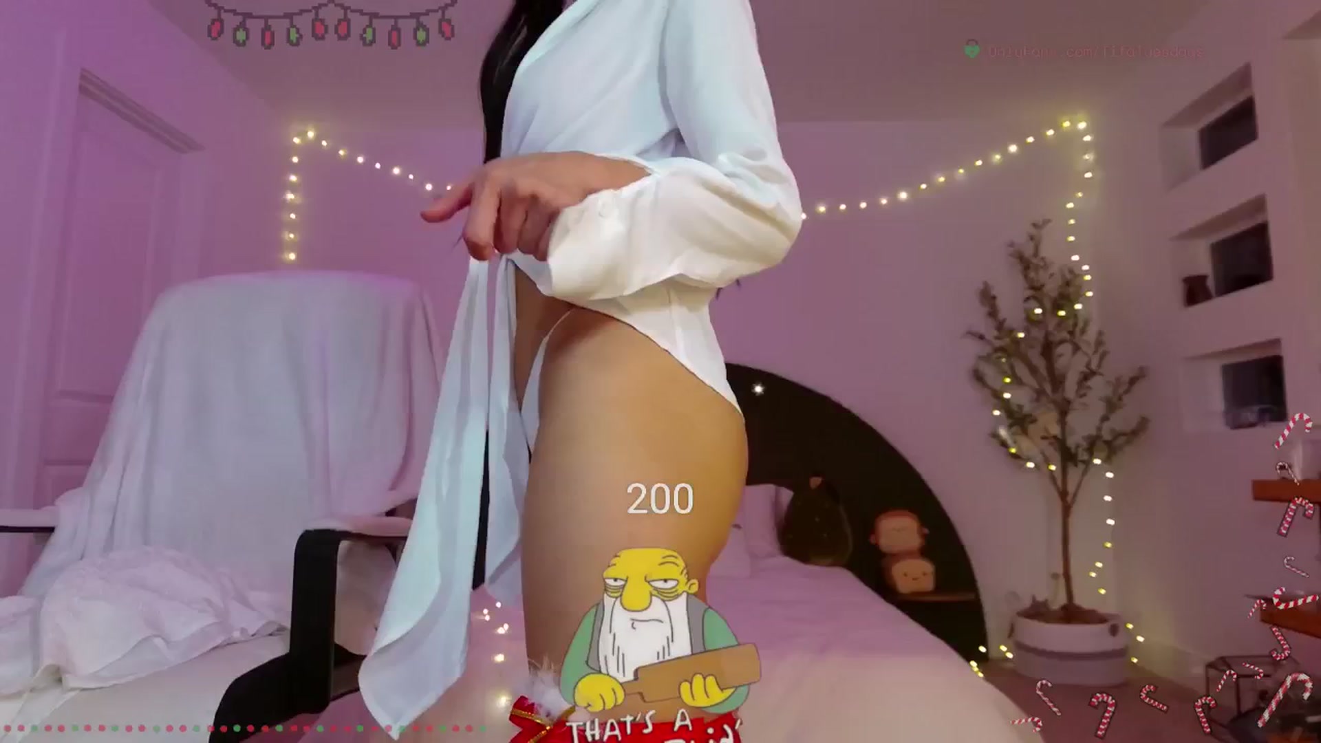 Gallery image thumbnail from SendTacoMoney's myfreecams stream on, 12/21/2025, 08:01 image 14 of 20