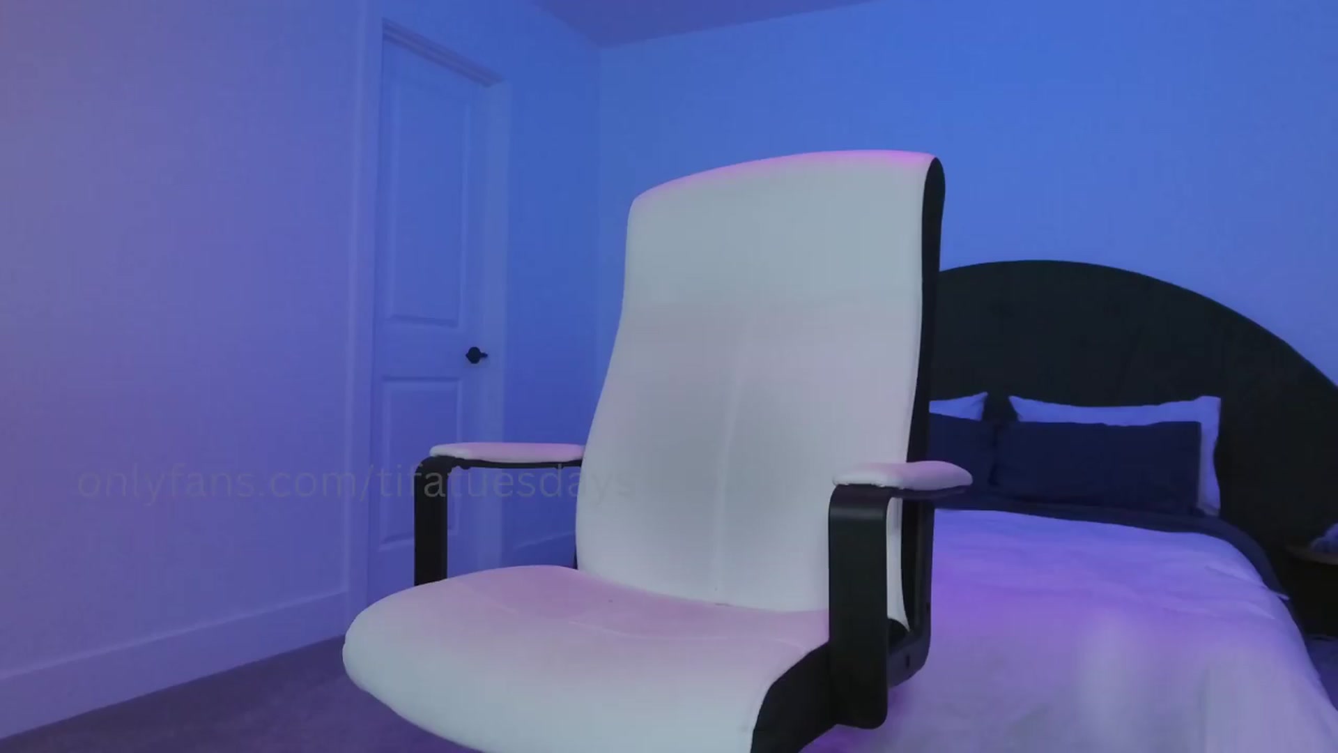 Gallery image thumbnail from SendTacoMoney's myfreecams stream on, 07/05/2026, 07:27 image 19 of 20