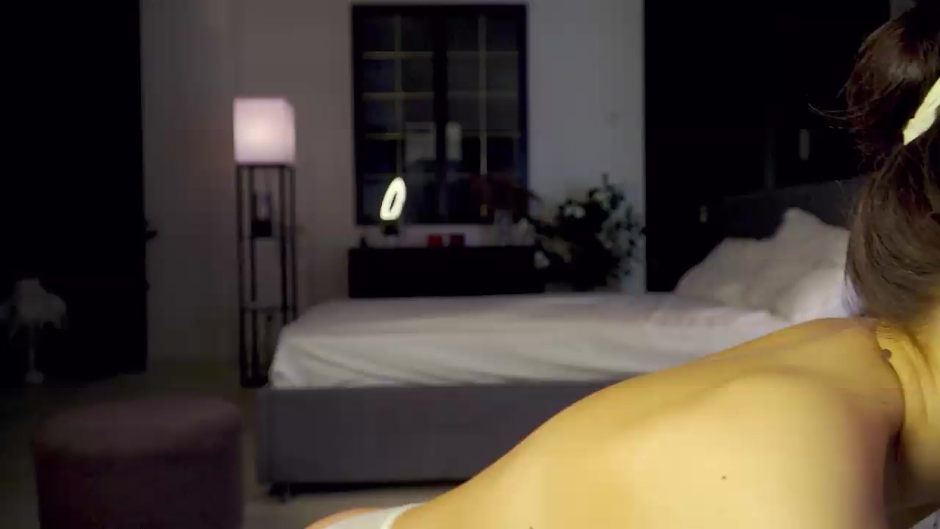 Gallery image thumbnail from Senise_Morel's myfreecams stream on, 06/25/2026, 13:03 image 17 of 20