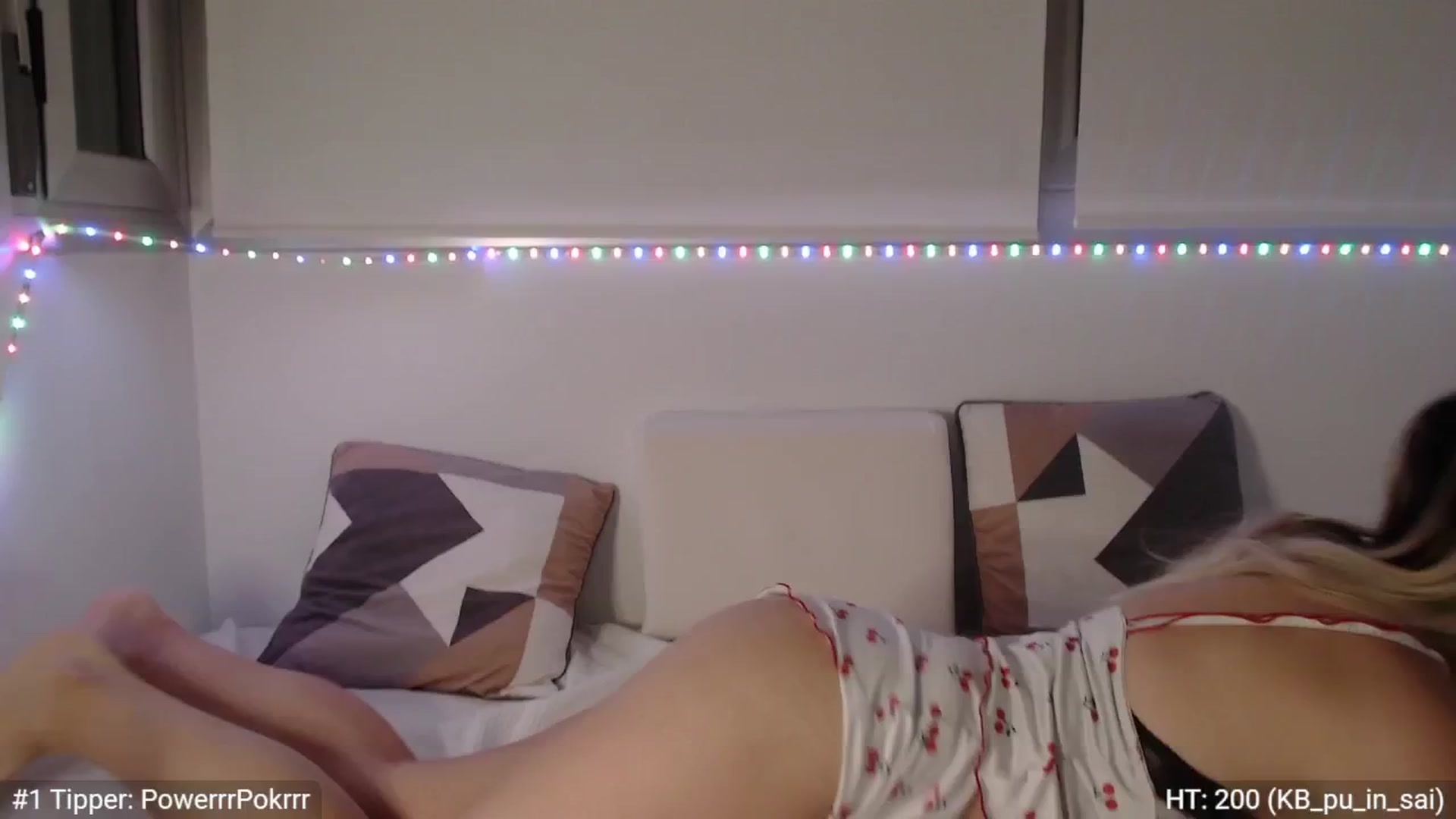 Gallery image thumbnail from Senorita_Lola's myfreecams stream on, 01/17/2025, 10:29 image 16 of 20