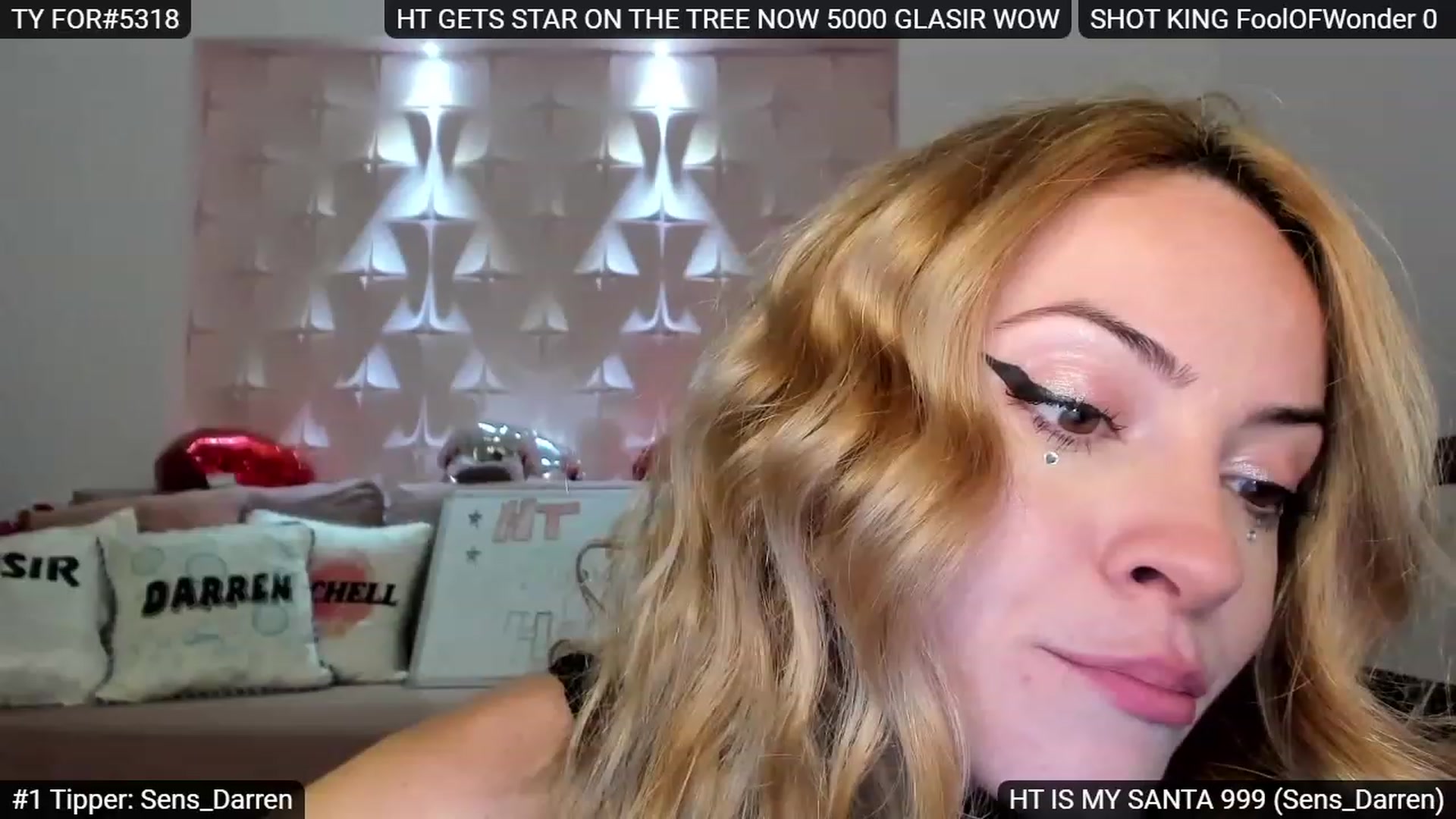 Gallery image thumbnail from Sensationowl_'s myfreecams stream on, 01/06/2023, 09:22 image 1 of 20