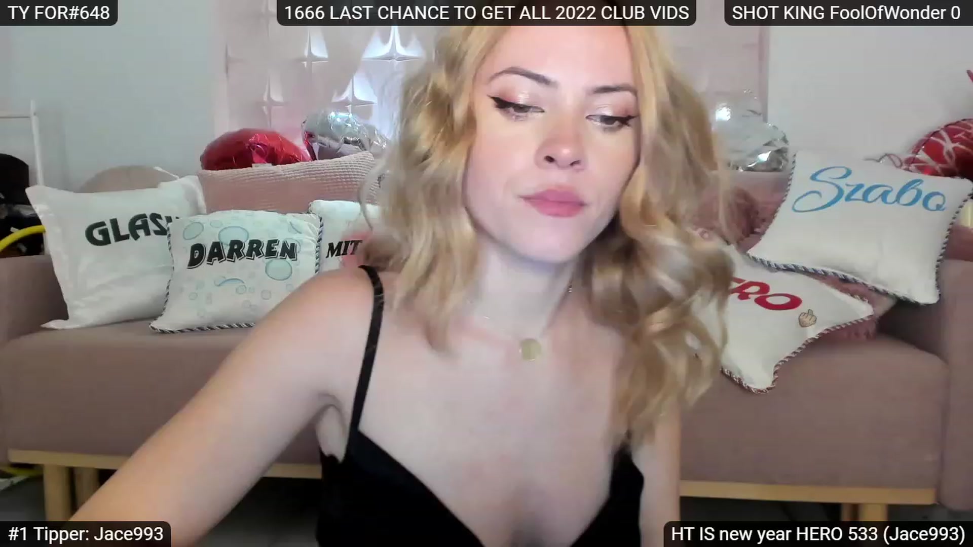 Gallery image thumbnail from Sensationowl_'s myfreecams stream on, 01/07/2023, 06:06 image 1 of 20