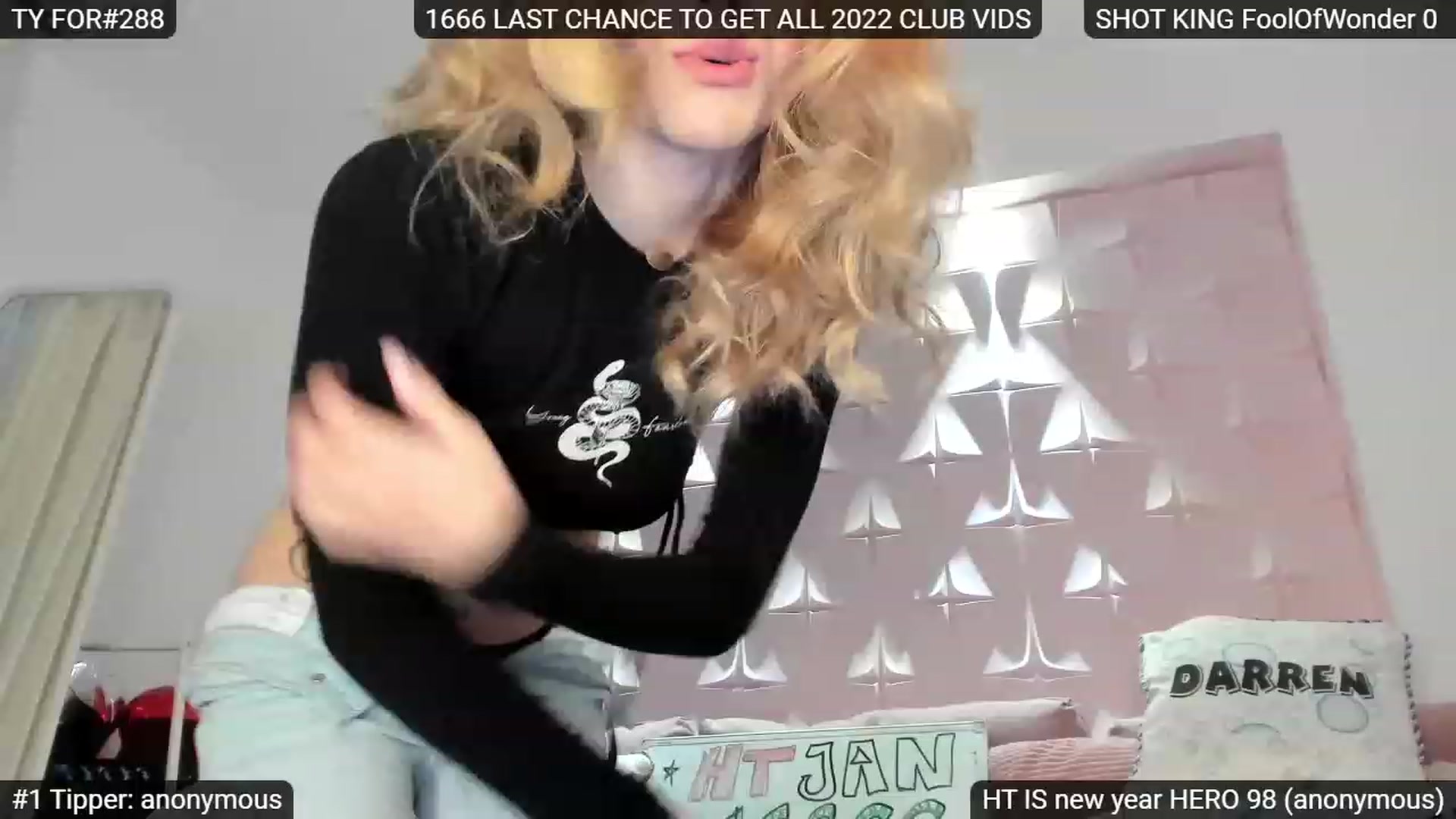 Gallery image thumbnail from Sensationowl_'s myfreecams stream on, 01/28/2023, 07:32 image 6 of 20