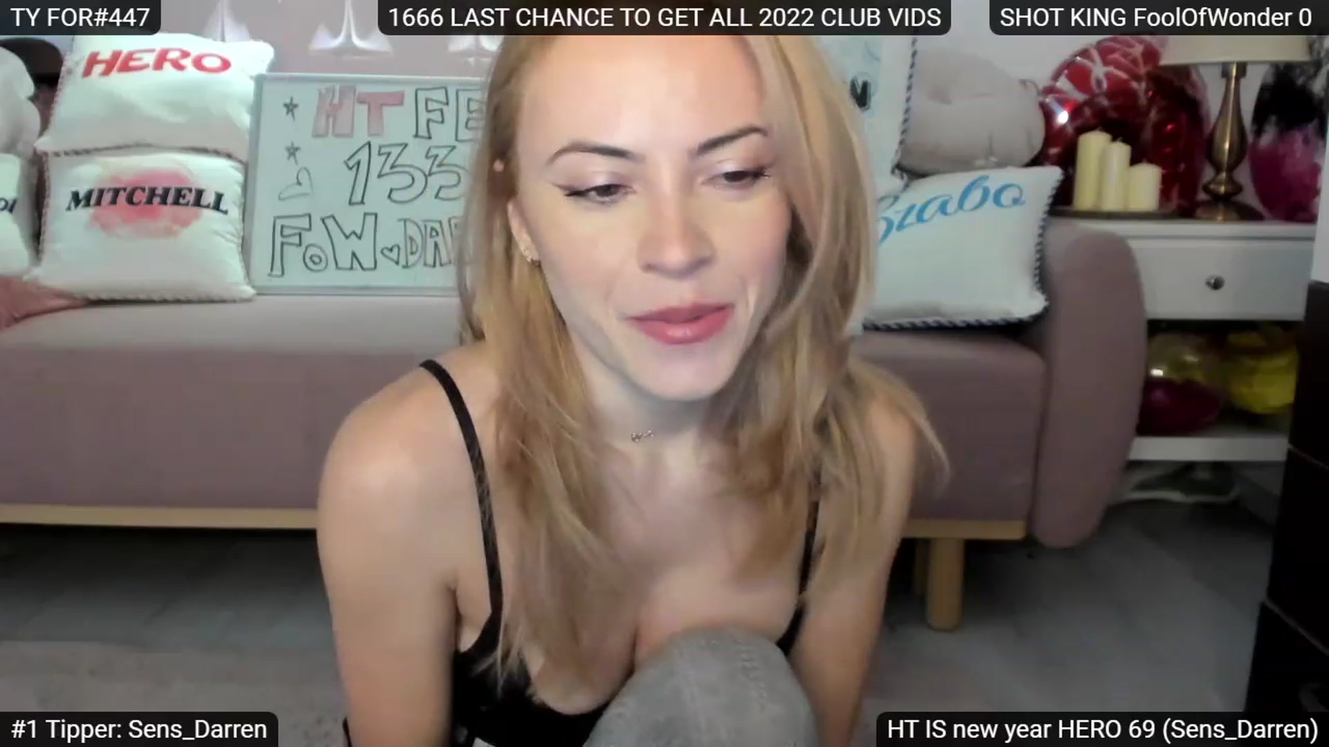 Gallery image thumbnail from Sensationowl_'s myfreecams stream on, 02/04/2023, 06:55 image 9 of 20