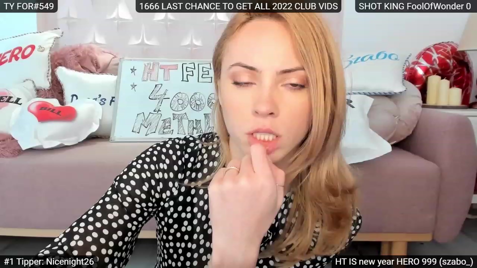 Gallery image thumbnail from Sensationowl_'s myfreecams stream on, 02/17/2023, 08:14 image 3 of 20