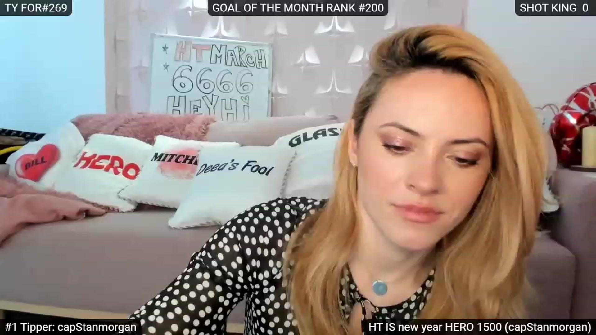 Gallery image thumbnail from Sensationowl_'s myfreecams stream on, 04/01/2023, 08:18 image 11 of 20