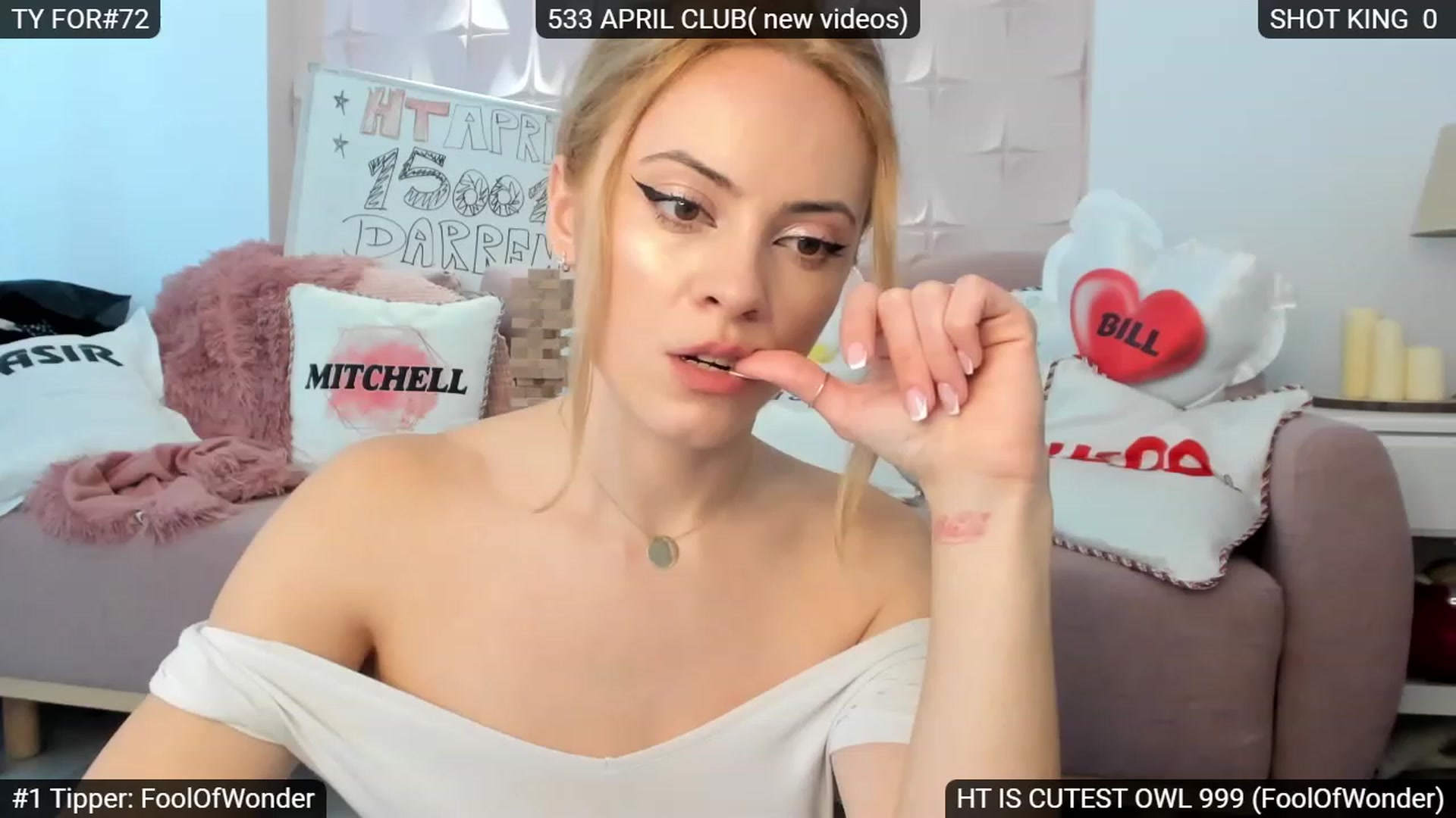 Gallery image thumbnail from Sensationowl_'s myfreecams stream on, 04/09/2023, 08:24 image 8 of 20