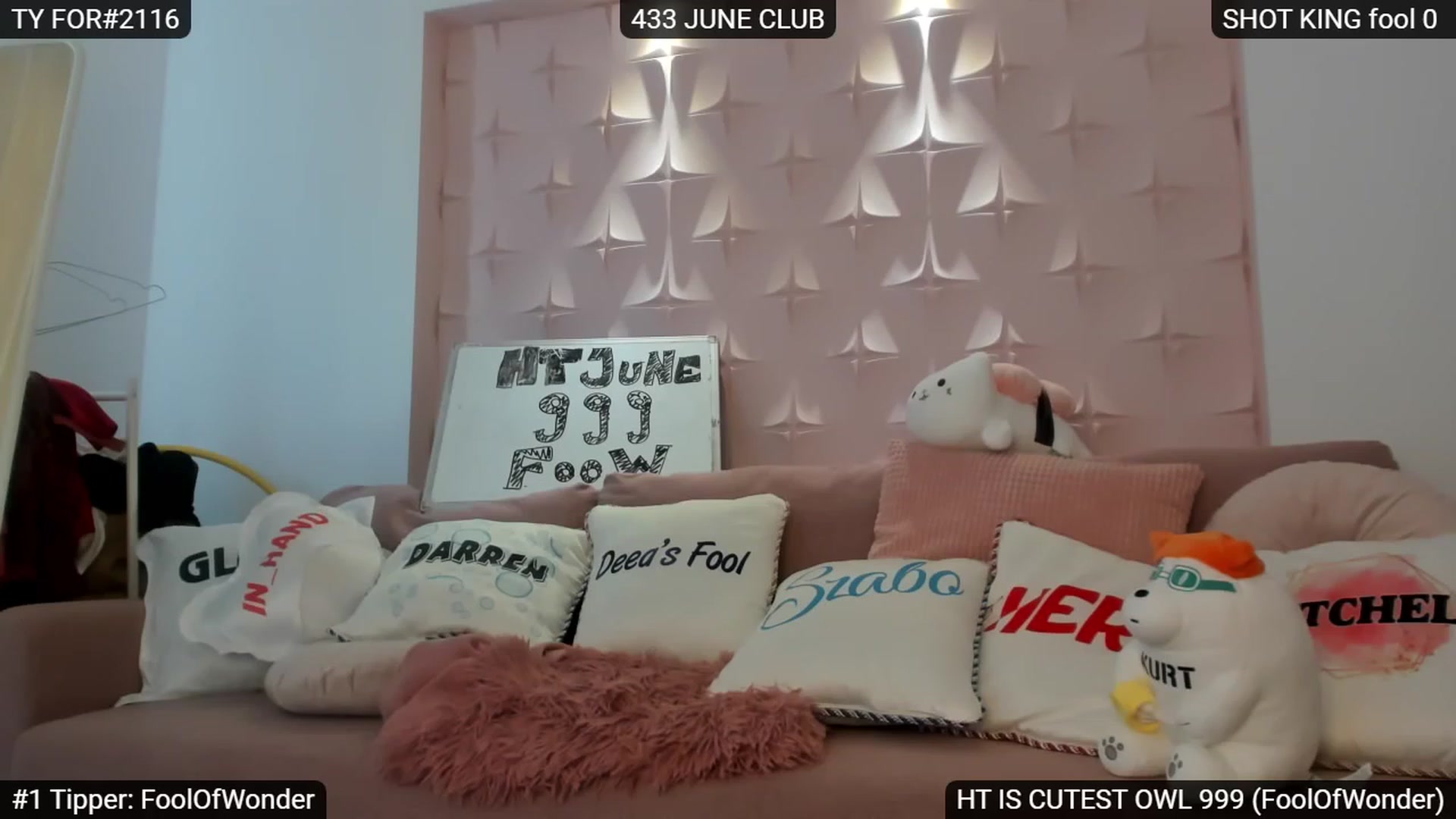 Gallery image thumbnail from Sensationowl_'s myfreecams stream on, 06/03/2023, 06:49 image 9 of 20