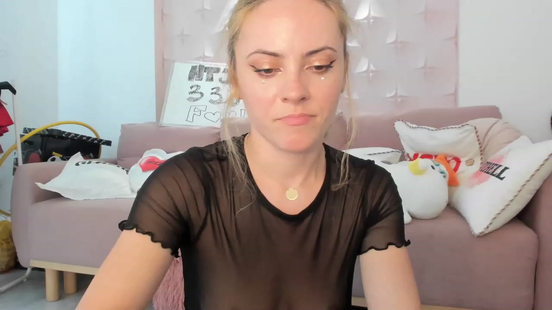 Gallery image thumbnail from Sensationowl_'s myfreecams stream on, 07/08/2023, 07:40 image 5 of 20