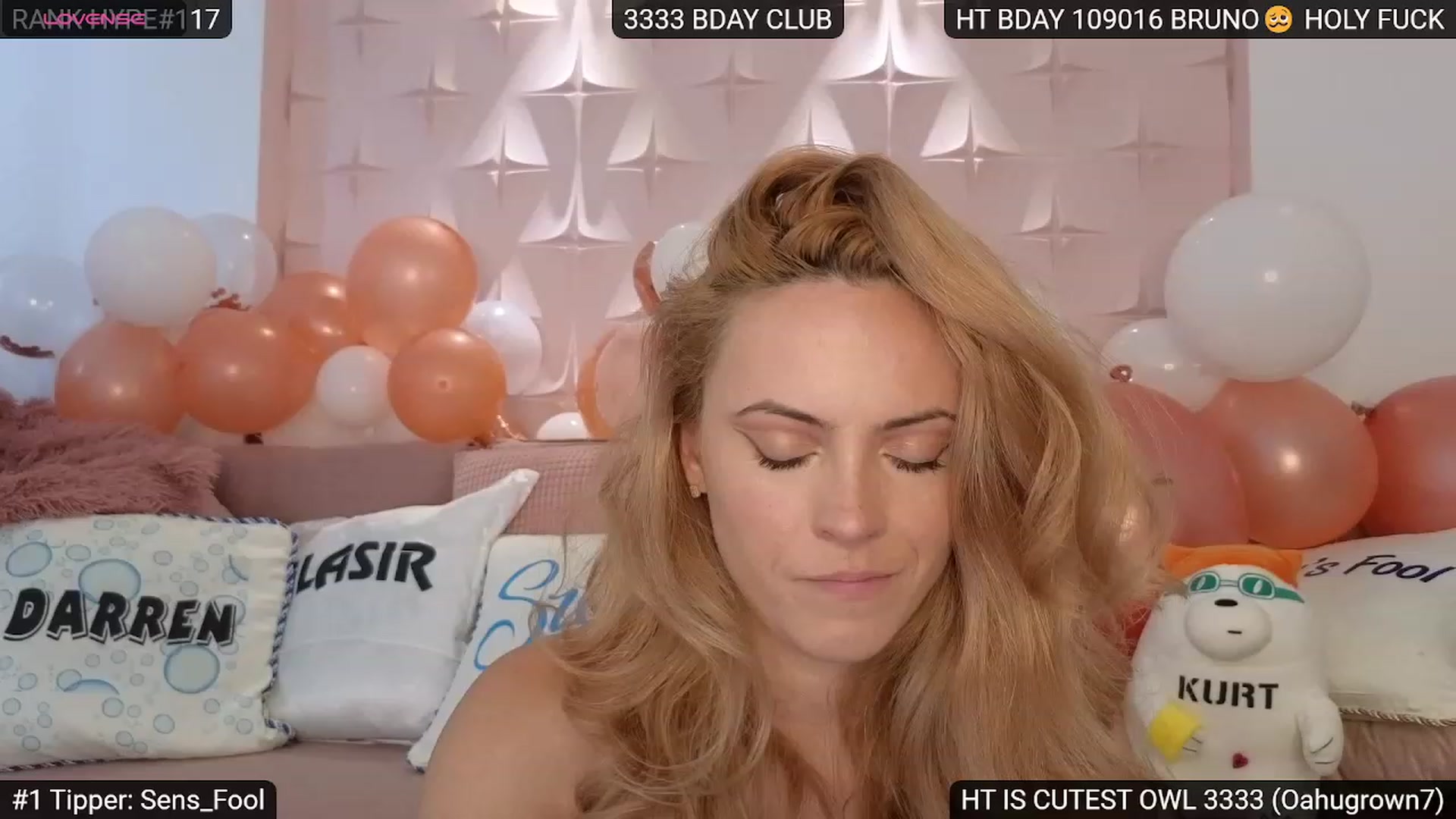 Gallery image thumbnail from Sensationowl_'s myfreecams stream on, 10/28/2023, 08:04 image 16 of 20