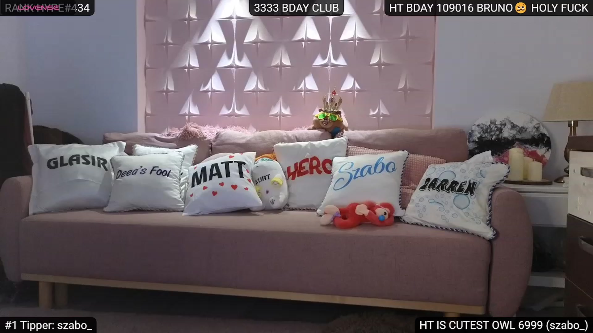 Gallery image thumbnail from Sensationowl_'s myfreecams stream on, 12/16/2023, 06:35 image 7 of 20