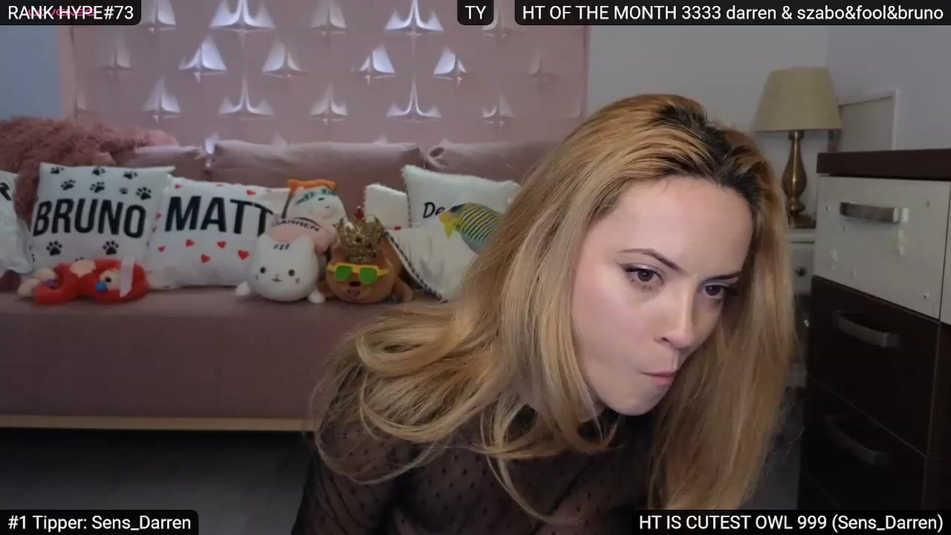 Gallery image thumbnail from Sensationowl_'s myfreecams stream on, 01/08/2024, 08:05 image 16 of 20