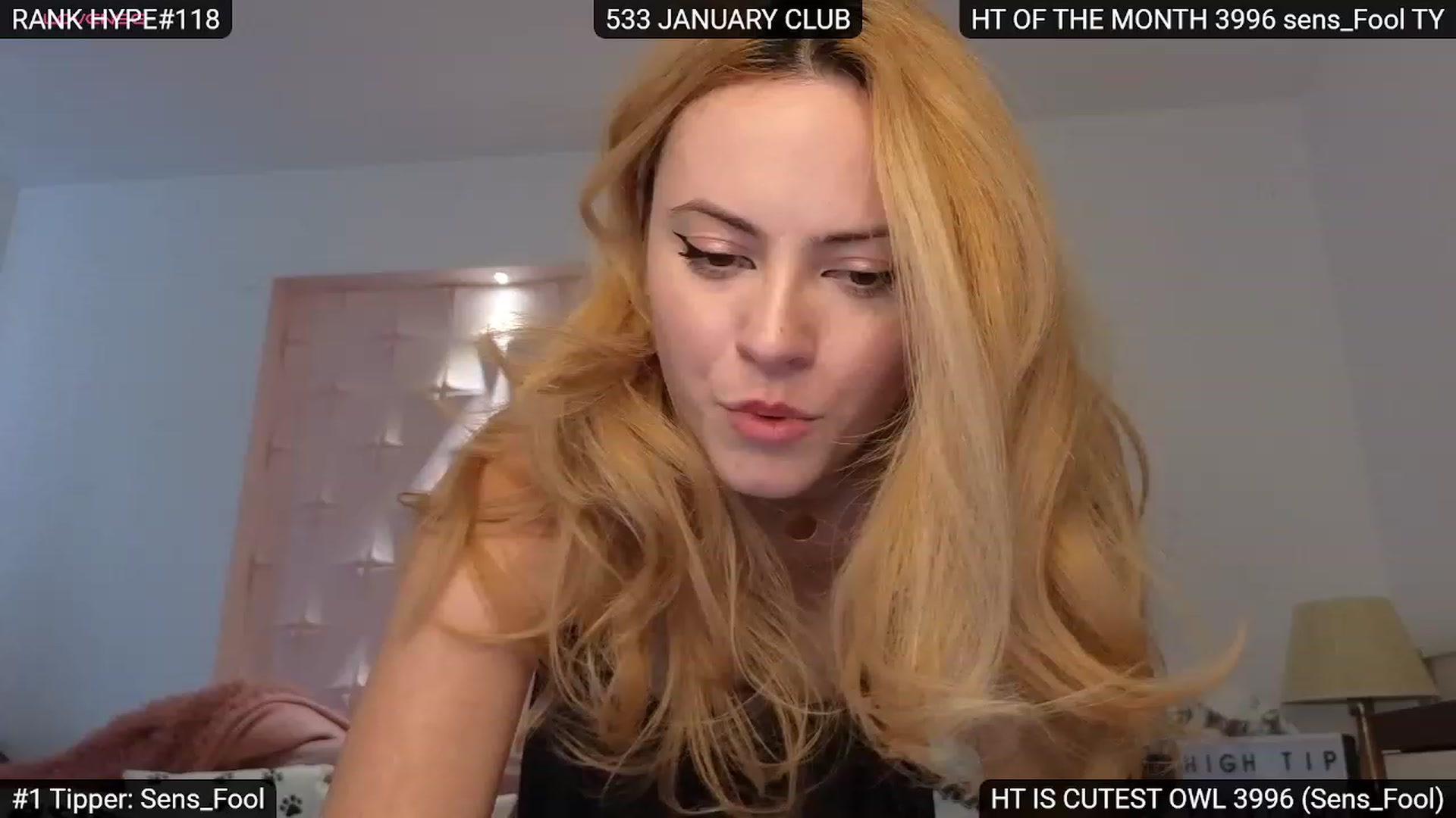 Gallery image thumbnail from Sensationowl_'s myfreecams stream on, 01/12/2024, 08:22 image 3 of 20
