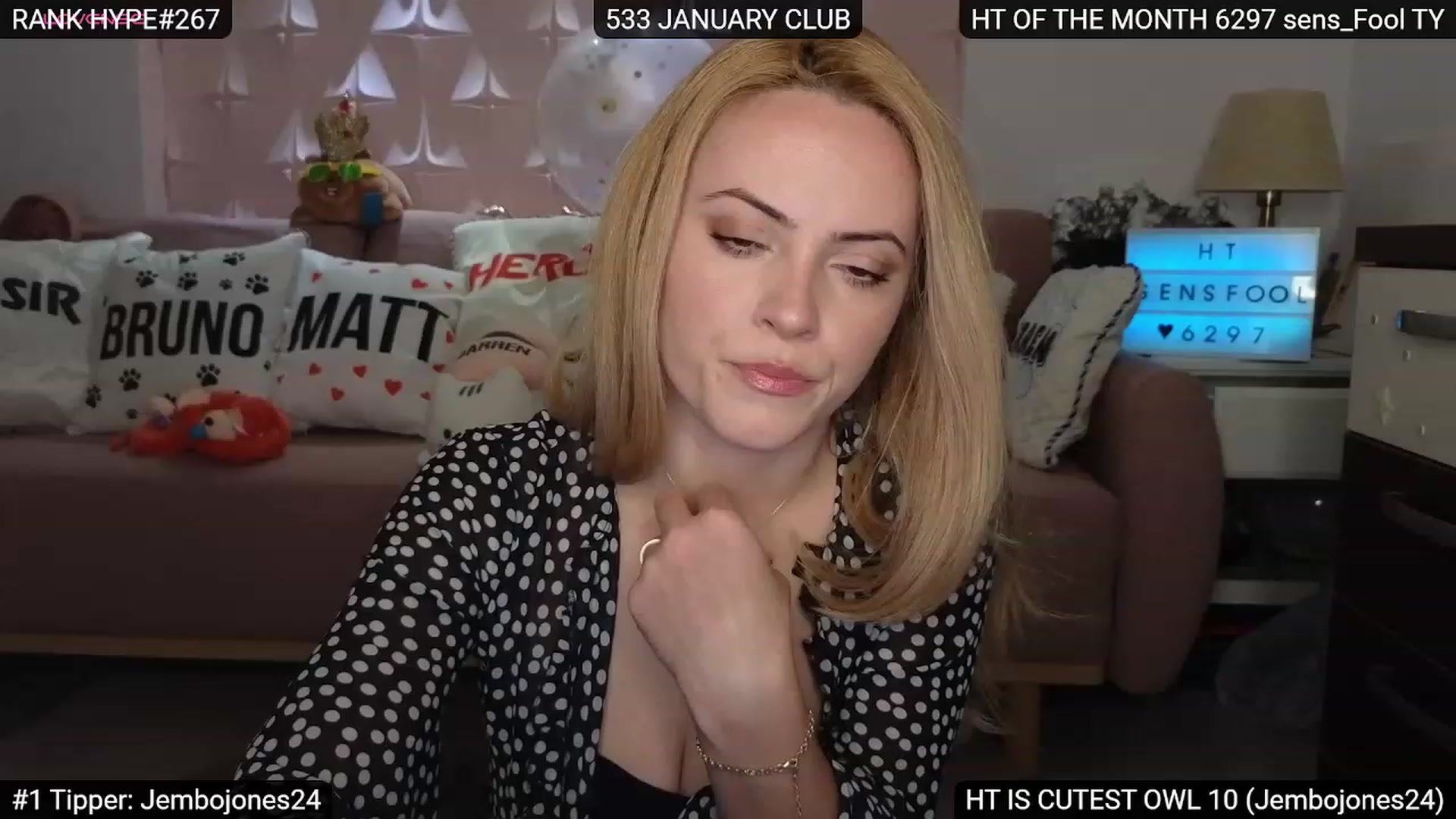 Gallery image thumbnail from Sensationowl_'s myfreecams stream on, 01/26/2024, 05:18 image 16 of 20