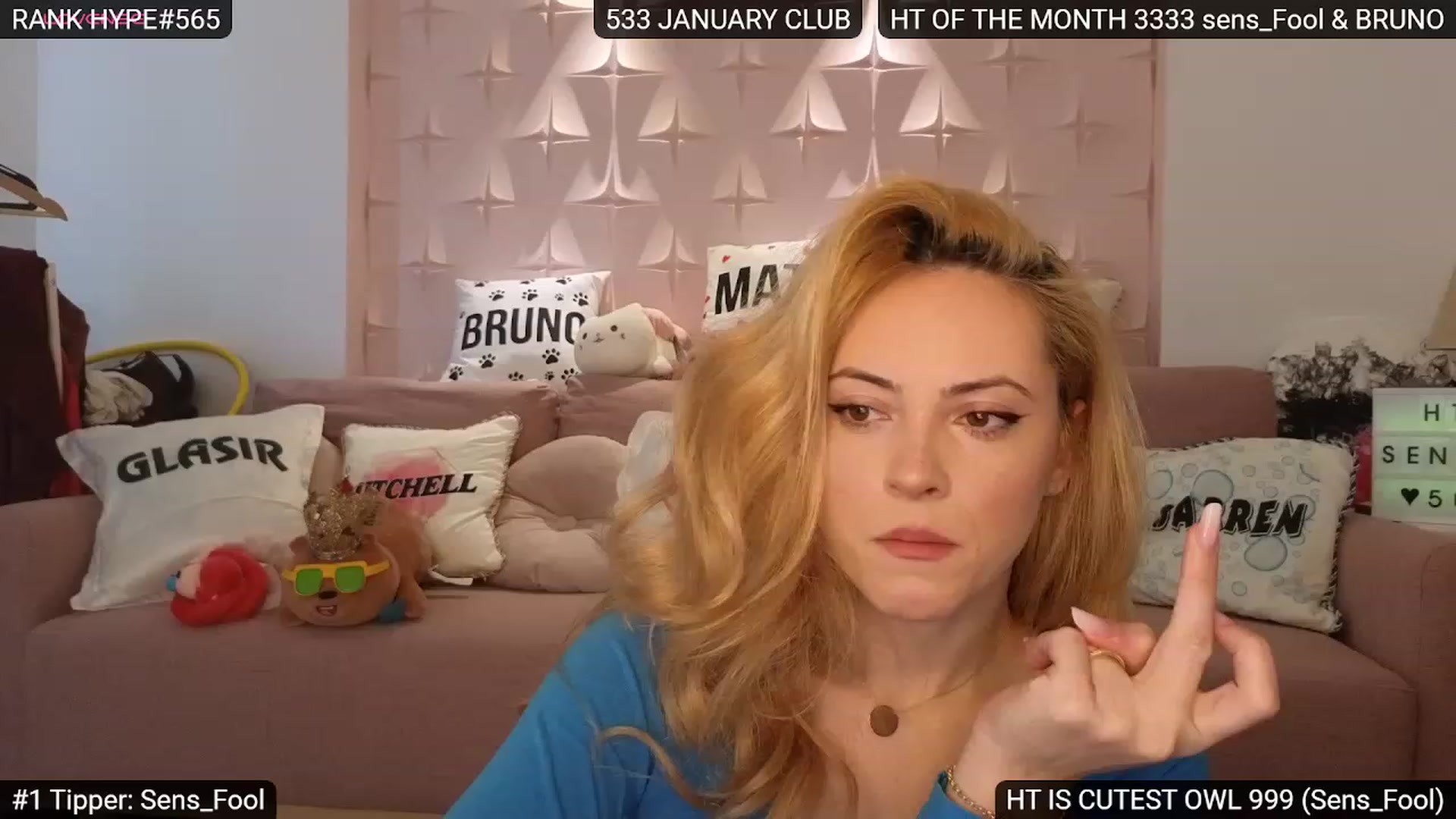 Gallery image thumbnail from Sensationowl_'s myfreecams stream on, 02/24/2024, 07:35 image 5 of 20
