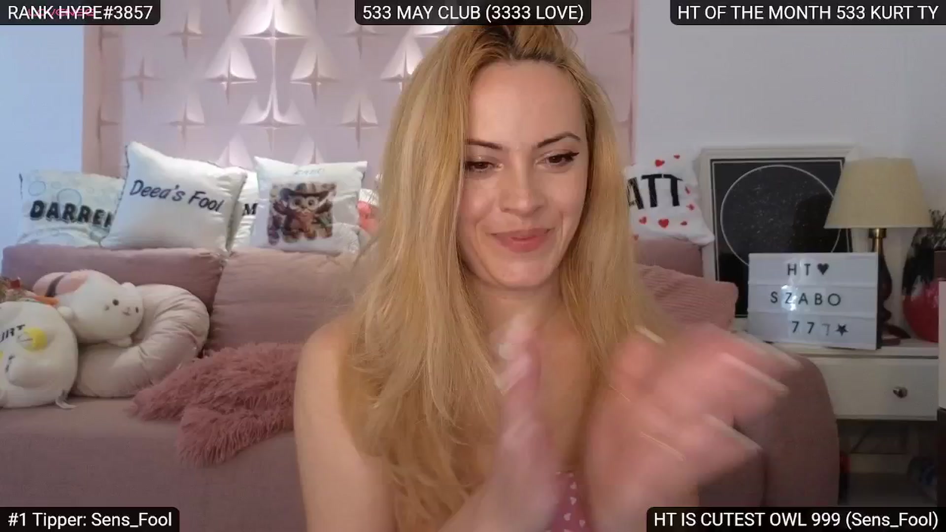 Gallery image thumbnail from Sensationowl_'s myfreecams stream on, 05/11/2024, 06:33 image 10 of 20