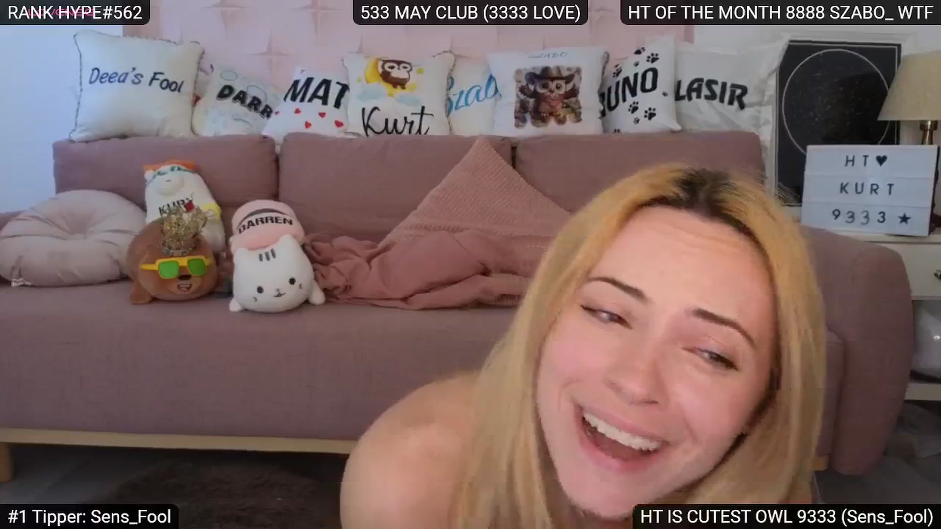 Gallery image thumbnail from Sensationowl_'s myfreecams stream on, 05/31/2024, 08:45 image 20 of 20