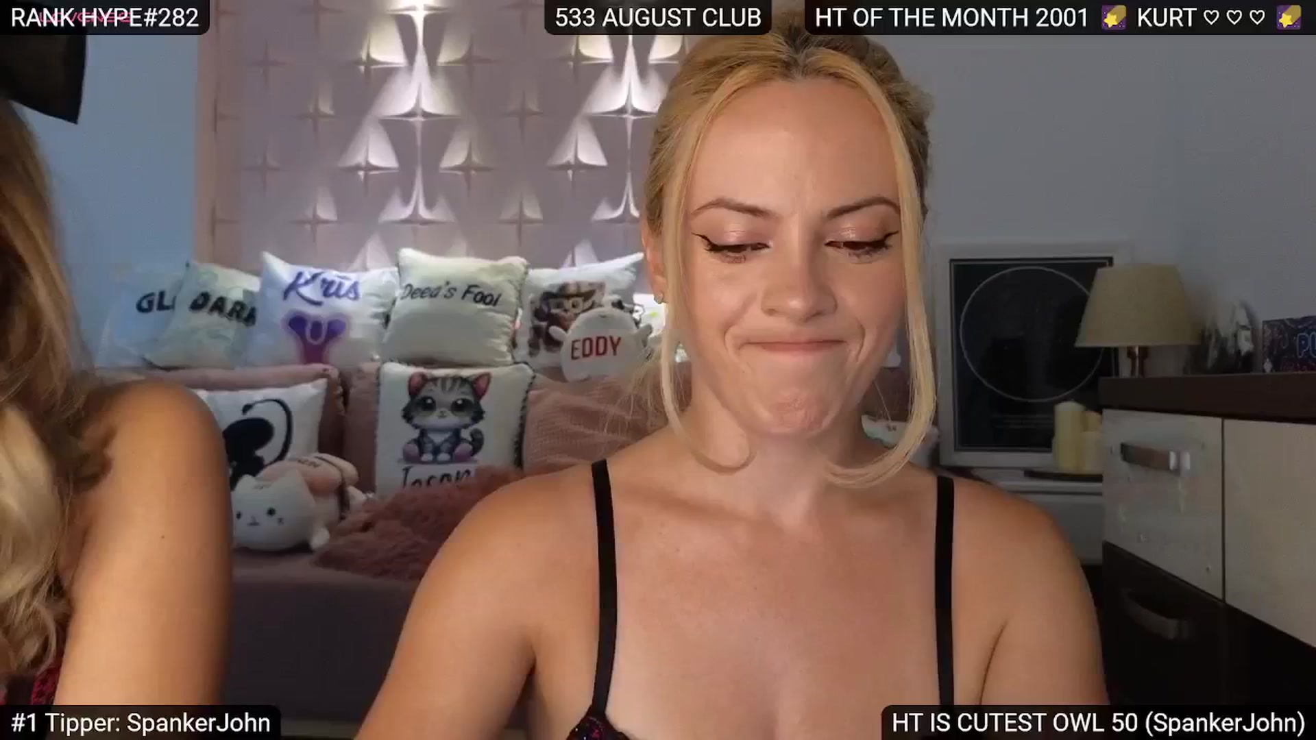 Gallery image thumbnail from Sensationowl_'s myfreecams stream on, 08/04/2024, 04:07 image 17 of 20