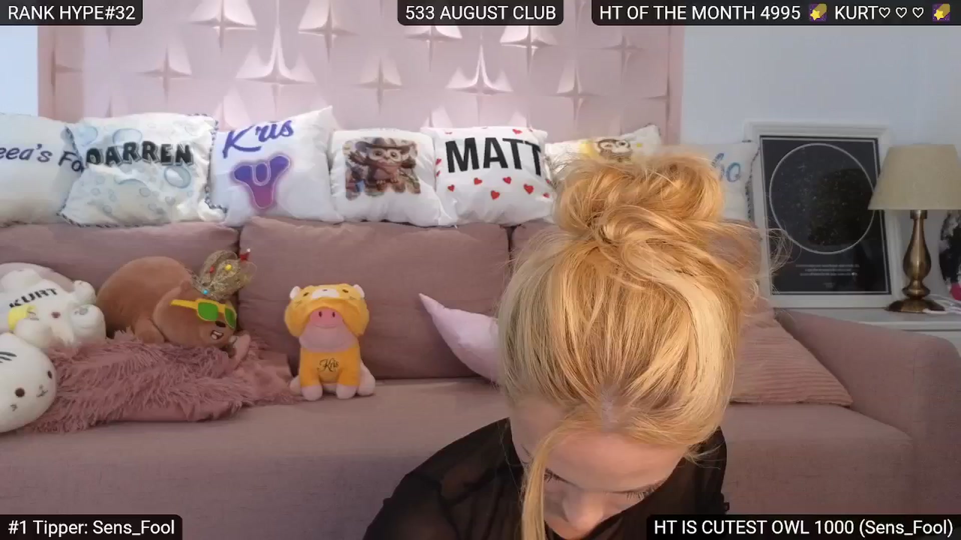 Gallery image thumbnail from Sensationowl_'s myfreecams stream on, 09/01/2024, 08:39 image 8 of 20
