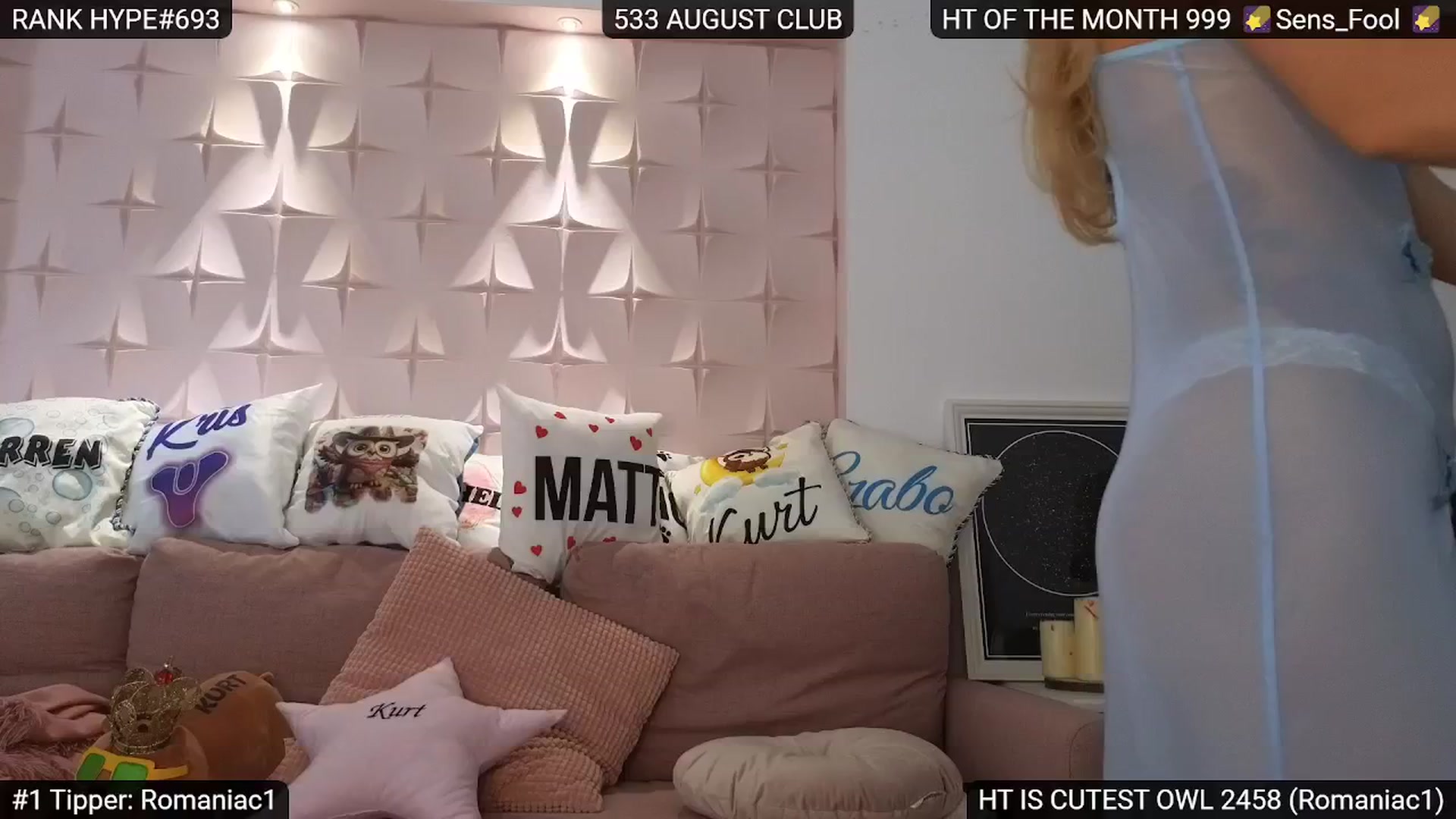 Gallery image thumbnail from Sensationowl_'s myfreecams stream on, 09/06/2024, 08:11 image 9 of 20
