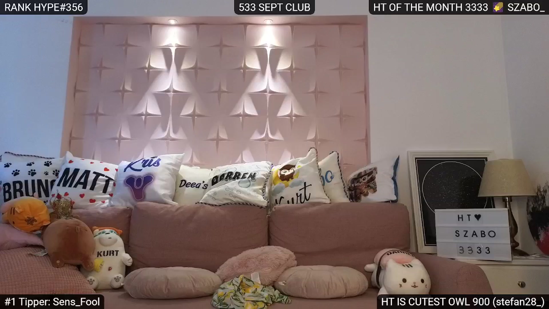 Gallery image thumbnail from Sensationowl_'s myfreecams stream on, 09/15/2024, 07:02 image 11 of 20