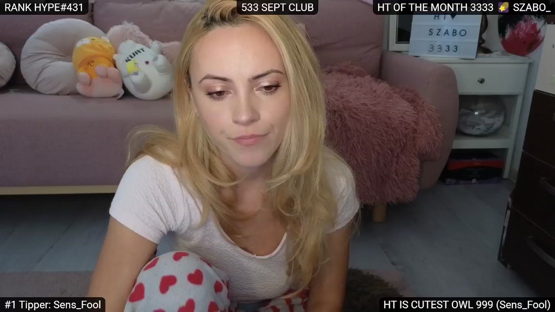 Gallery image thumbnail from Sensationowl_'s myfreecams stream on, 09/22/2024, 06:26 image 11 of 20