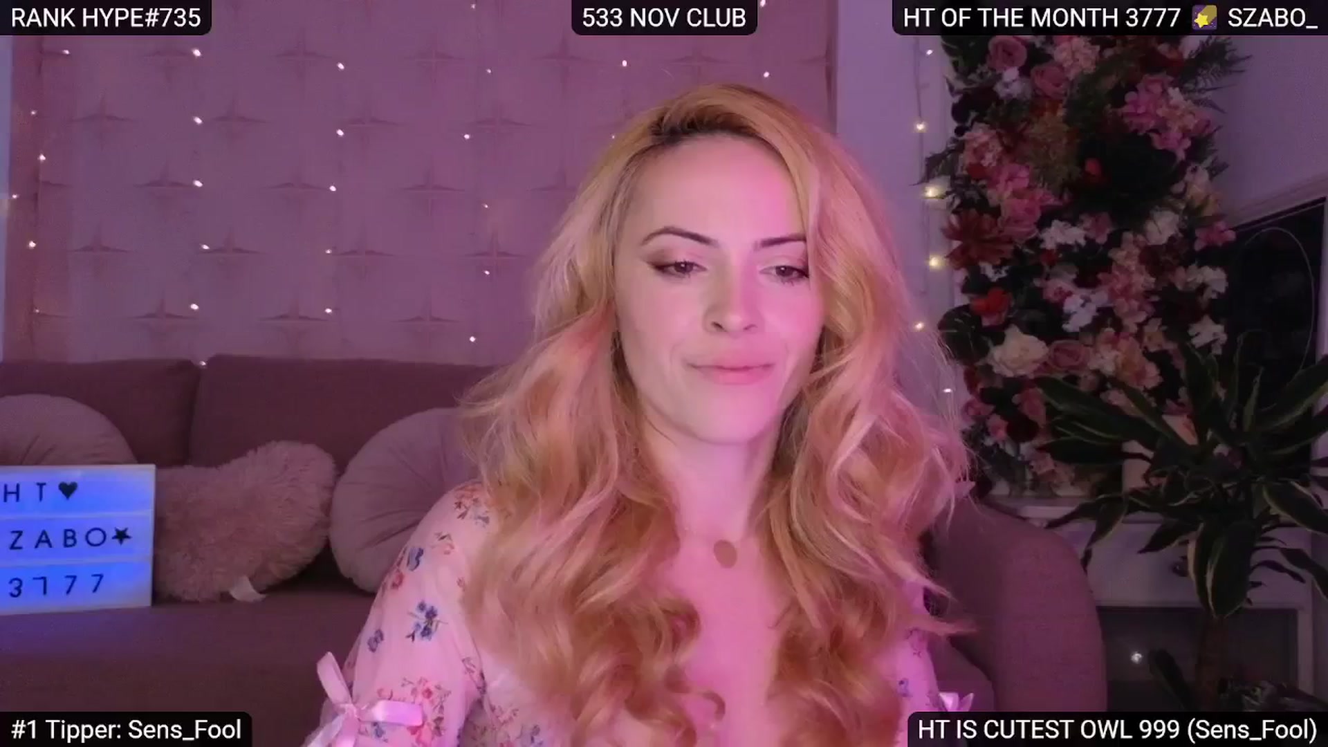 Gallery image thumbnail from Sensationowl_'s myfreecams stream on, 11/10/2024, 06:16 image 17 of 20