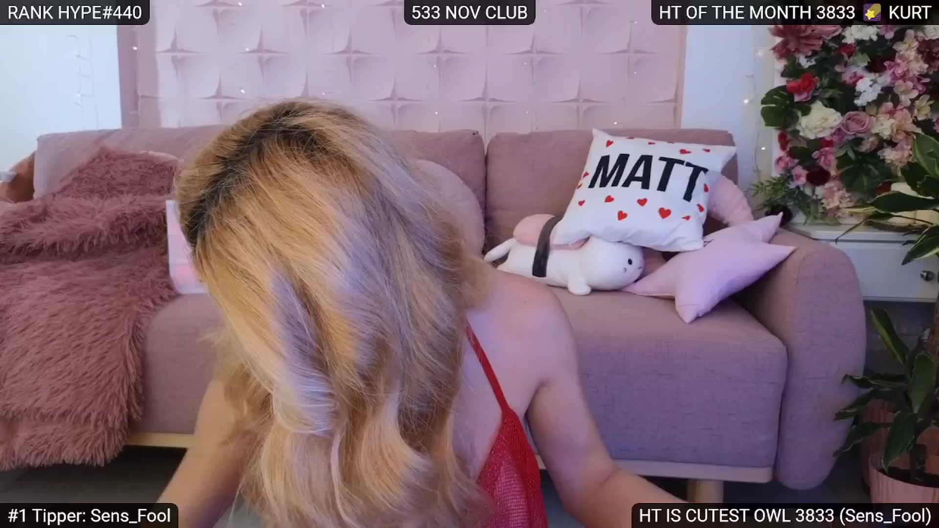 Gallery image thumbnail from Sensationowl_'s myfreecams stream on, 11/16/2024, 09:22 image 9 of 20