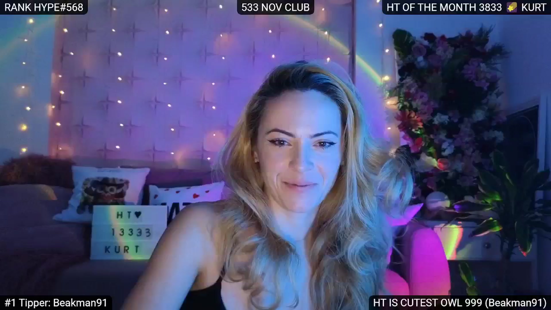 Gallery image thumbnail from Sensationowl_'s myfreecams stream on, 12/15/2024, 09:29 image 4 of 20