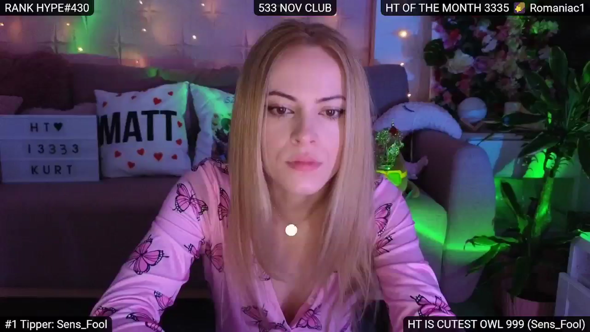 Gallery image thumbnail from Sensationowl_'s myfreecams stream on, 12/21/2024, 05:39 image 18 of 20