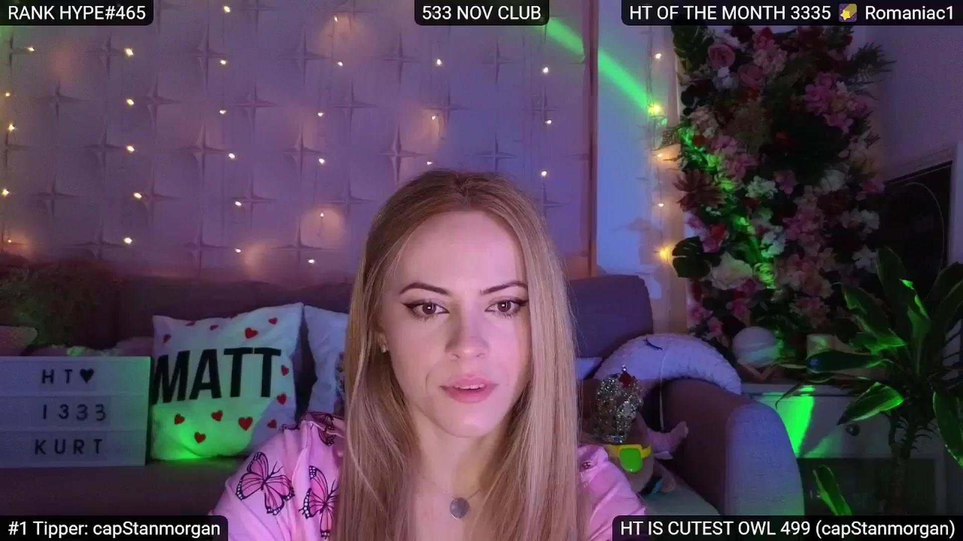 Gallery image thumbnail from Sensationowl_'s myfreecams stream on, 12/21/2024, 05:39 image 8 of 20