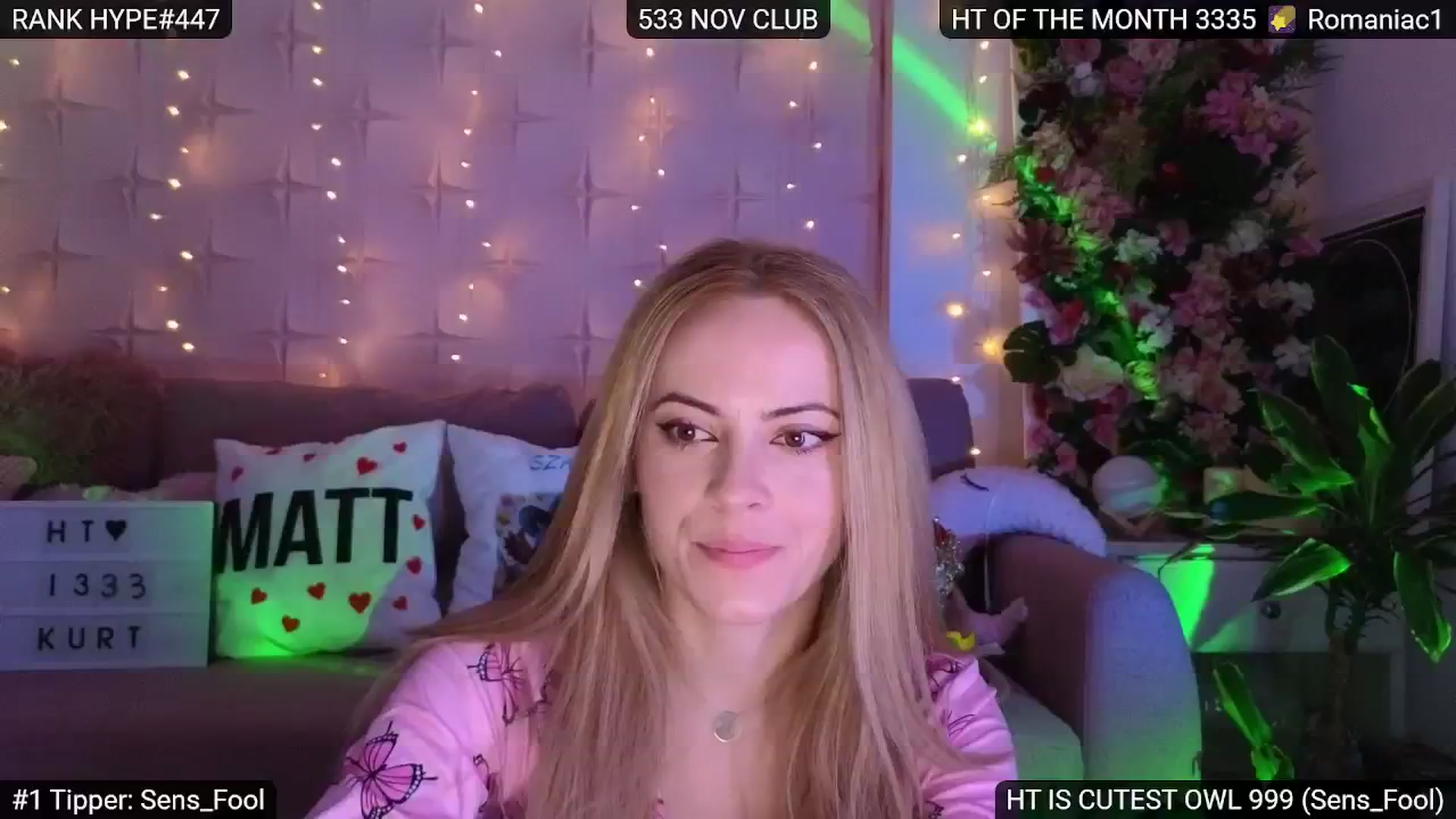 Gallery image thumbnail from Sensationowl_'s myfreecams stream on, 12/21/2024, 05:39 image 13 of 20