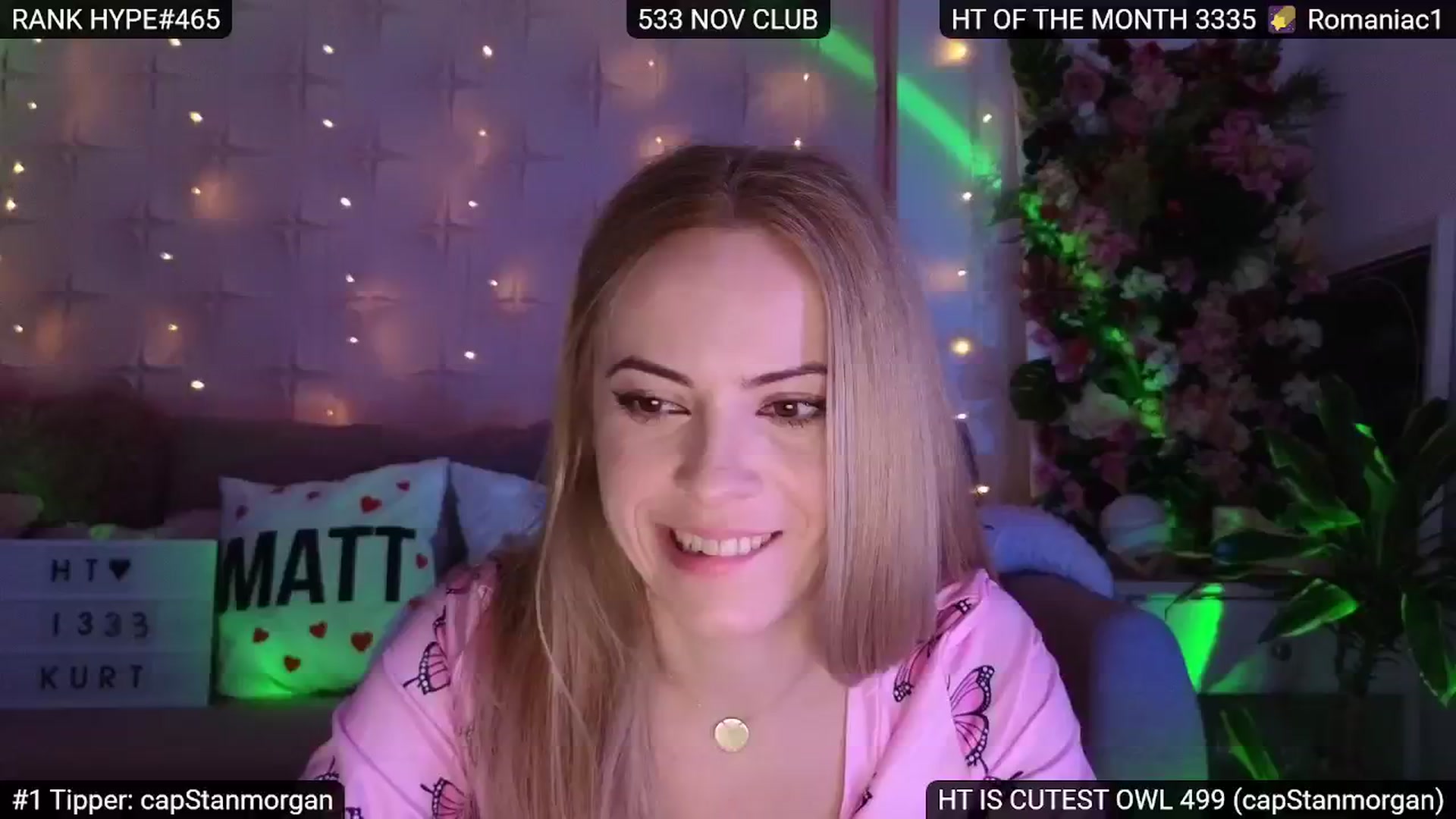 Gallery image thumbnail from Sensationowl_'s myfreecams stream on, 12/21/2024, 05:39 image 9 of 20