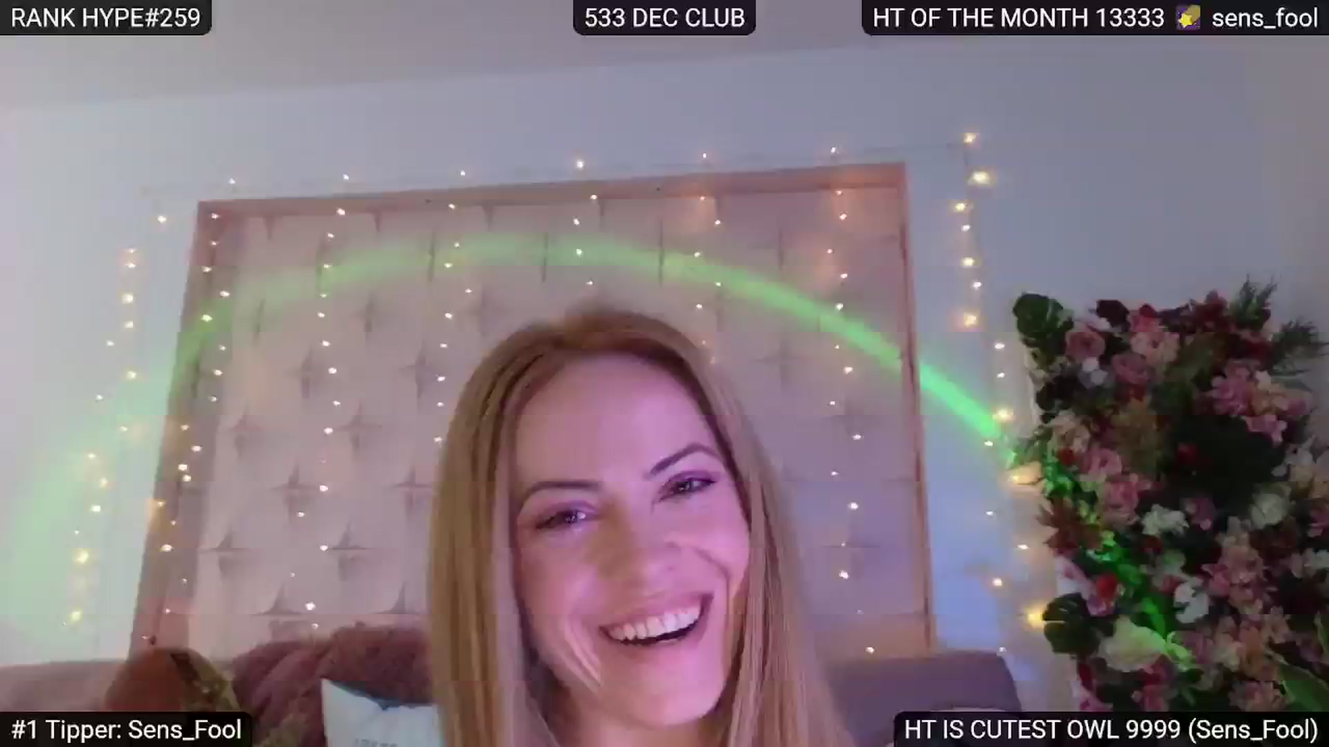 Gallery image thumbnail from Sensationowl_'s myfreecams stream on, 12/22/2024, 09:36 image 12 of 20