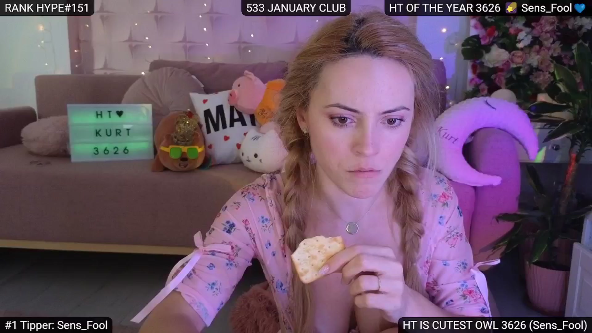 Gallery image thumbnail from Sensationowl_'s myfreecams stream on, 01/11/2025, 09:54 image 8 of 20